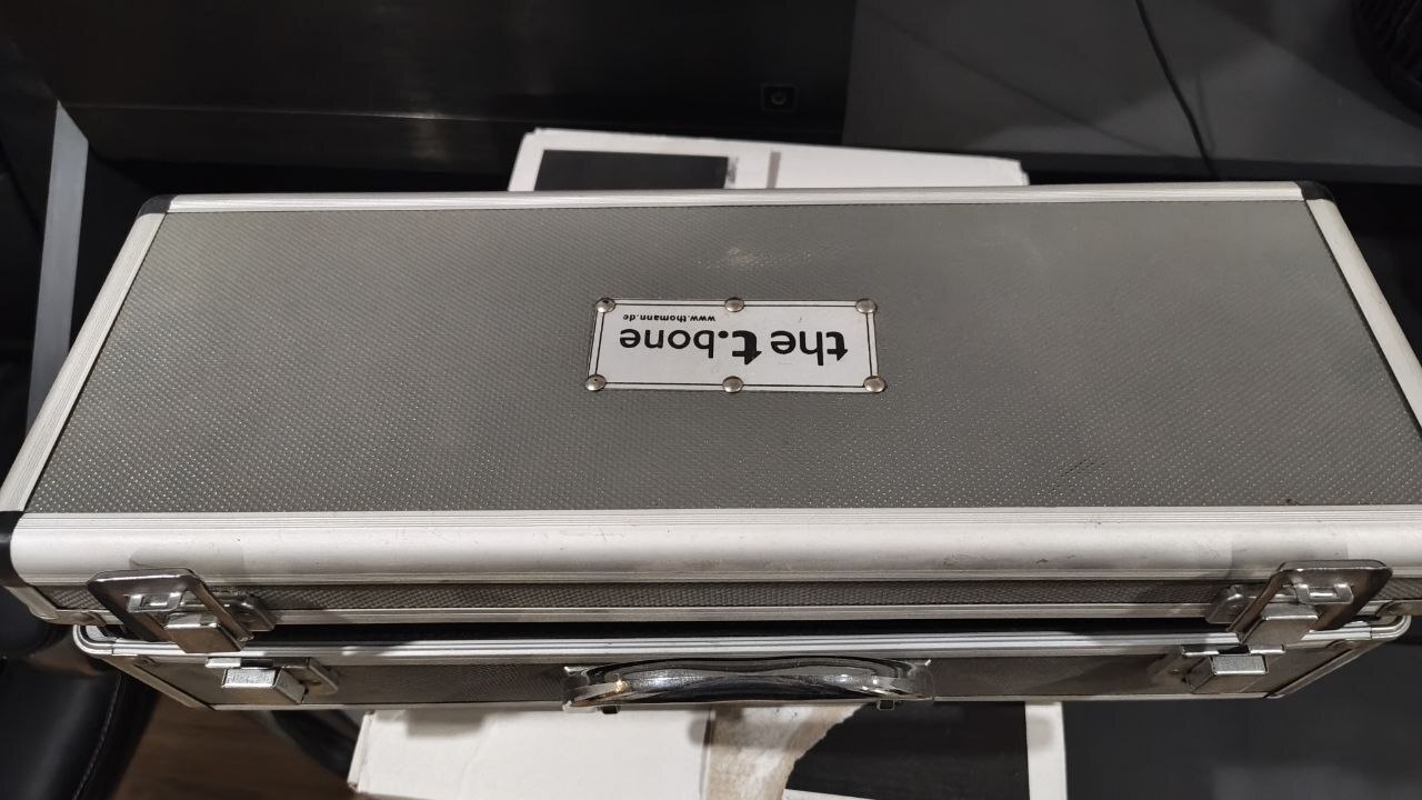 photo 5807575097877925426 y