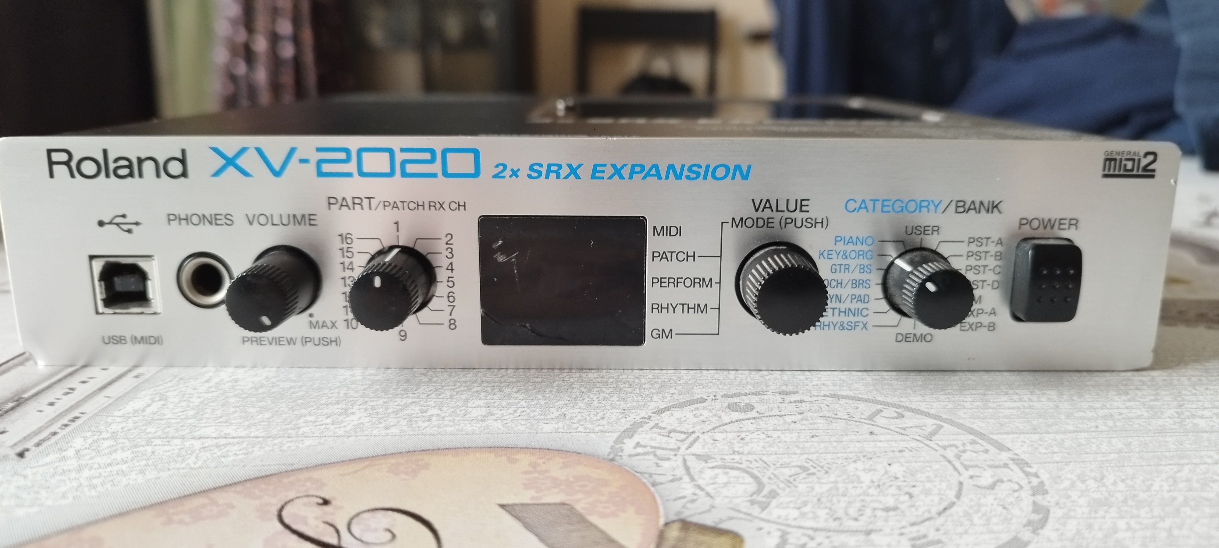 Vends Roland XV-2020