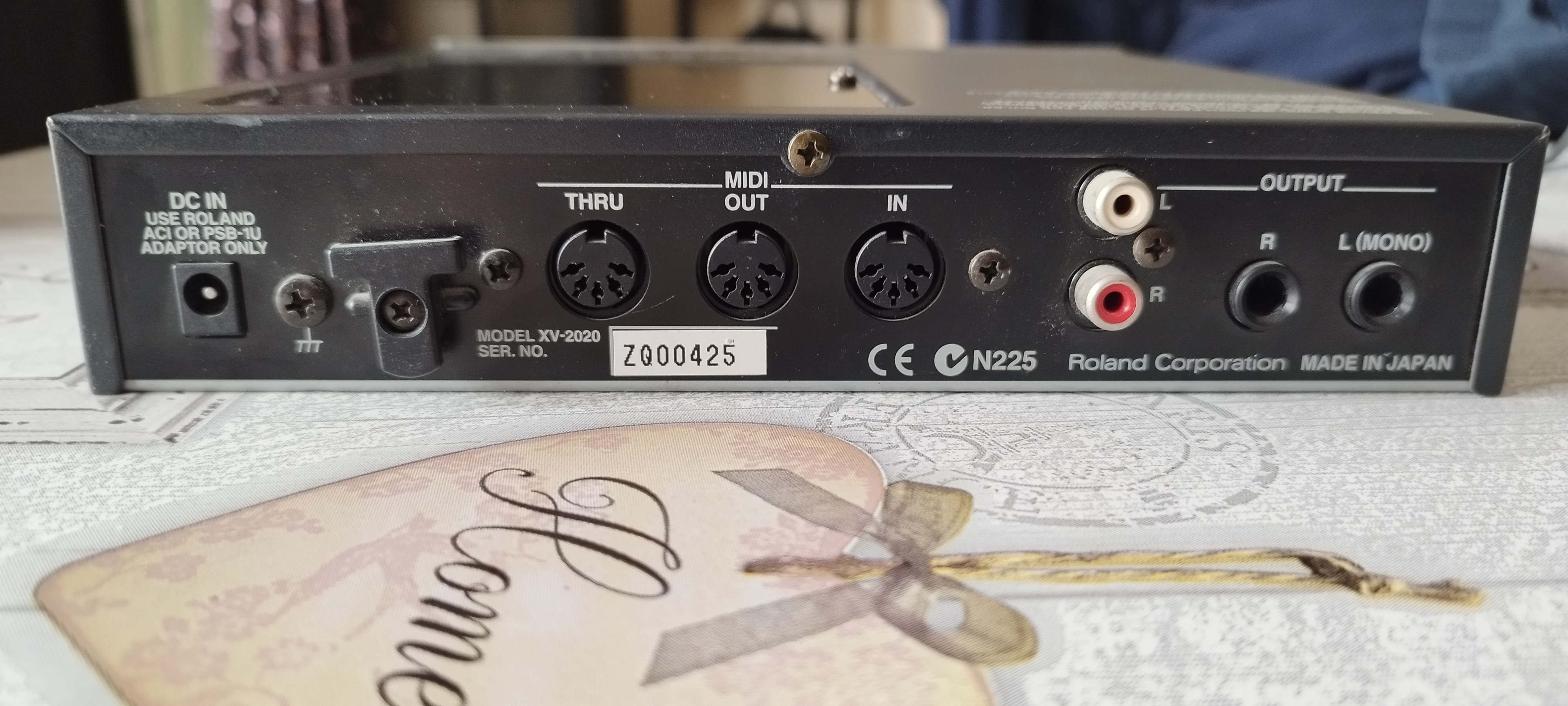 Roland XV-2020 (34874)