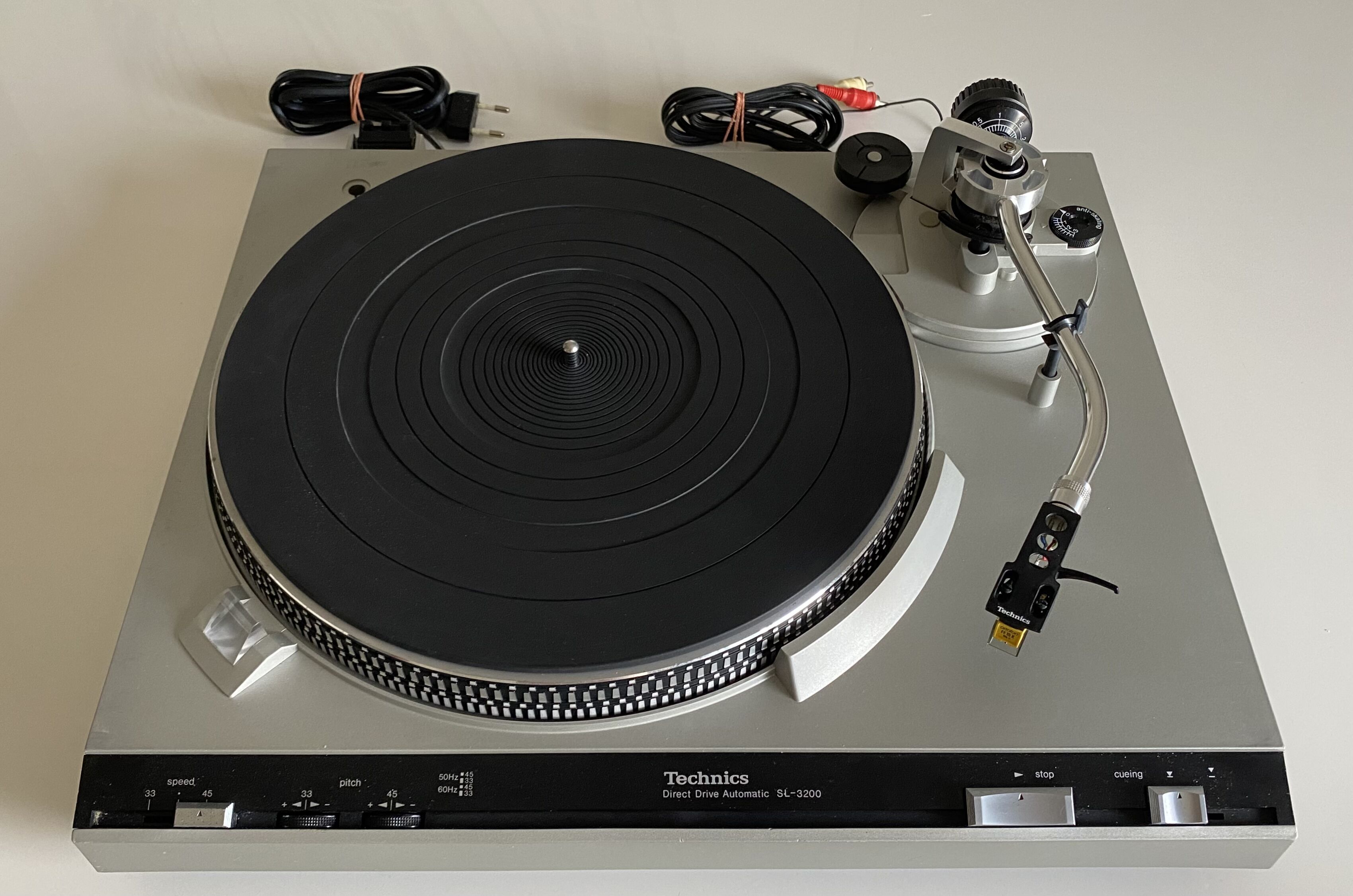 Technics SL-3200IMG 9209