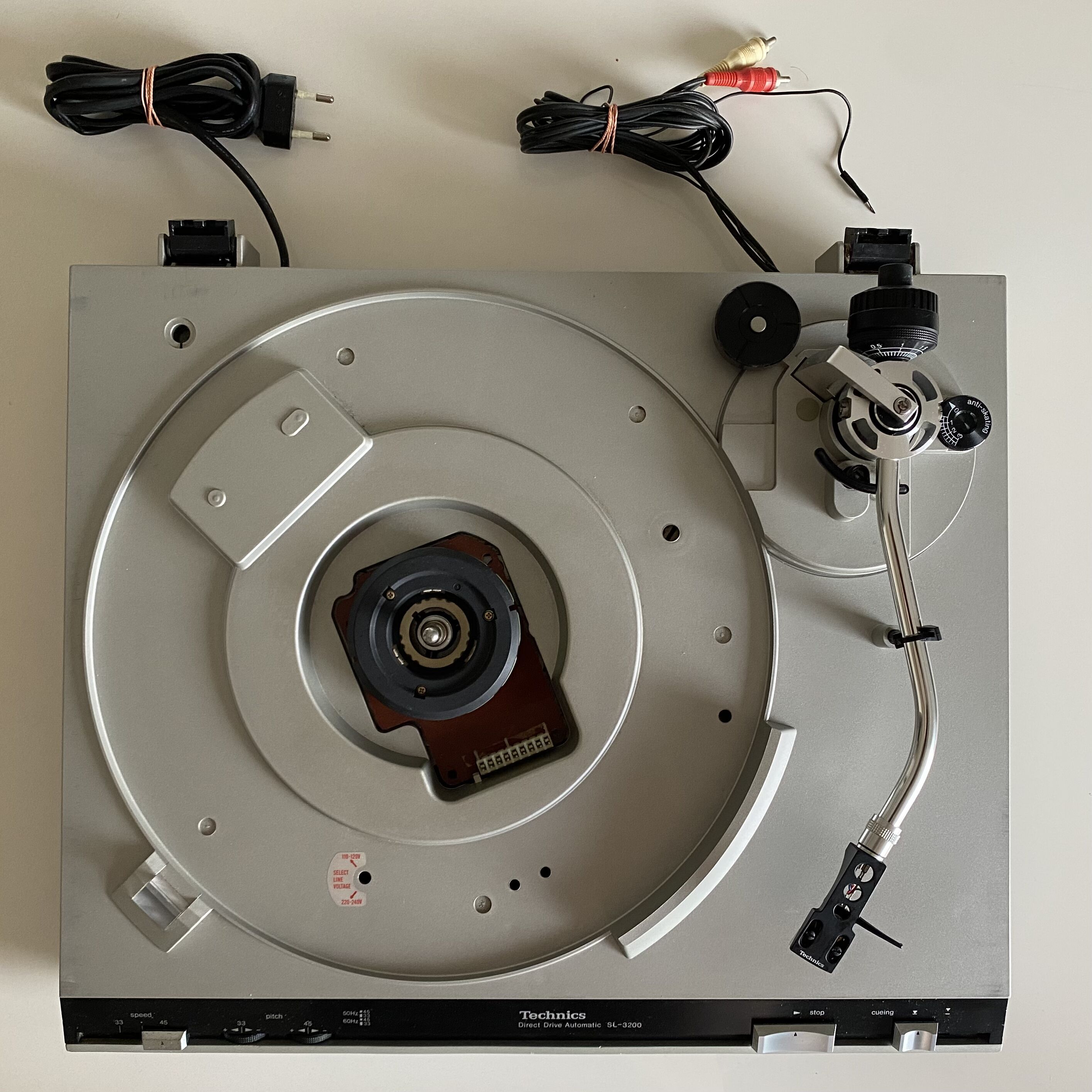 Technics SL-3200IMG 9210