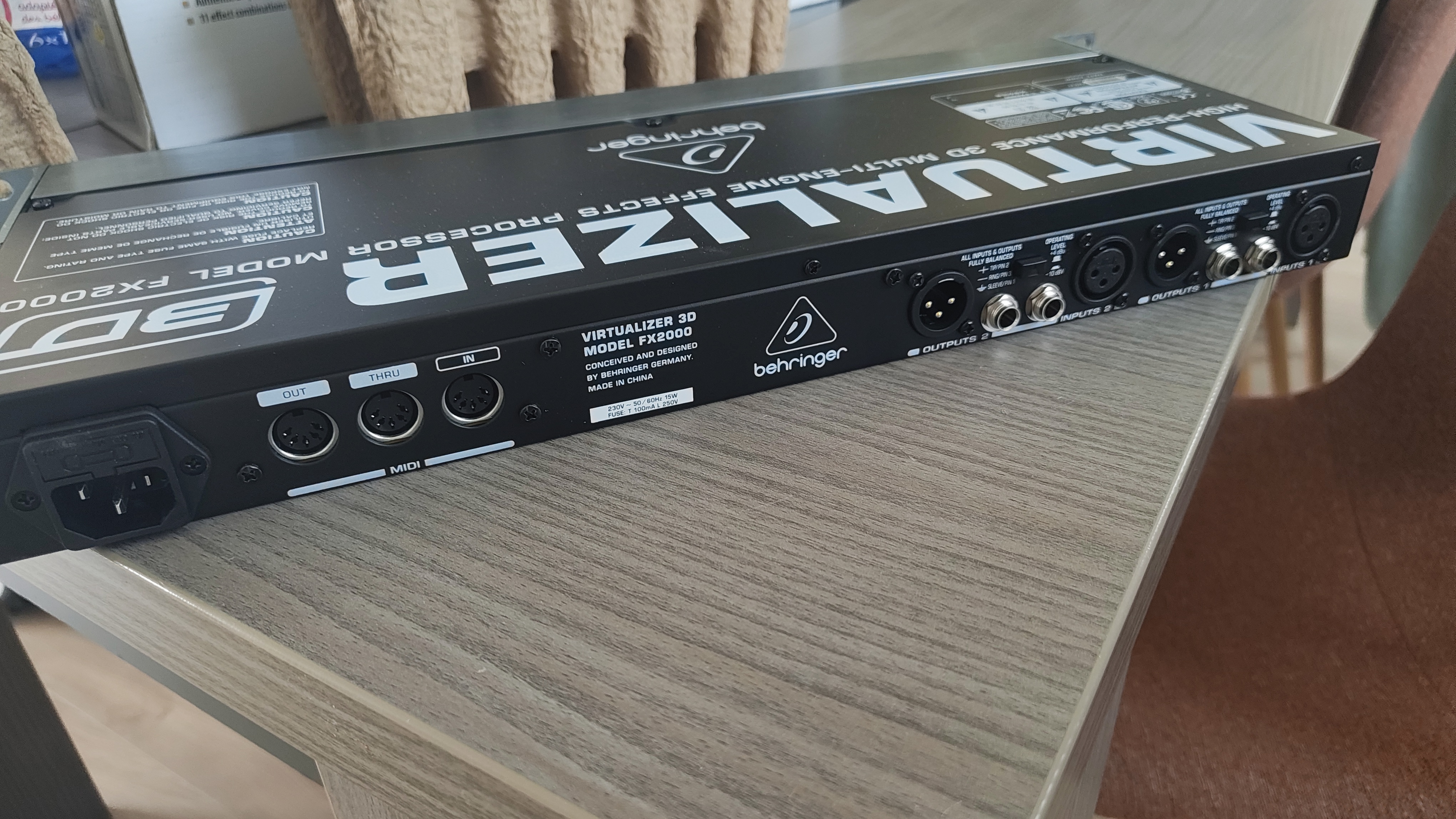 Behringer Virtualizer 3D FX2000 (29942)