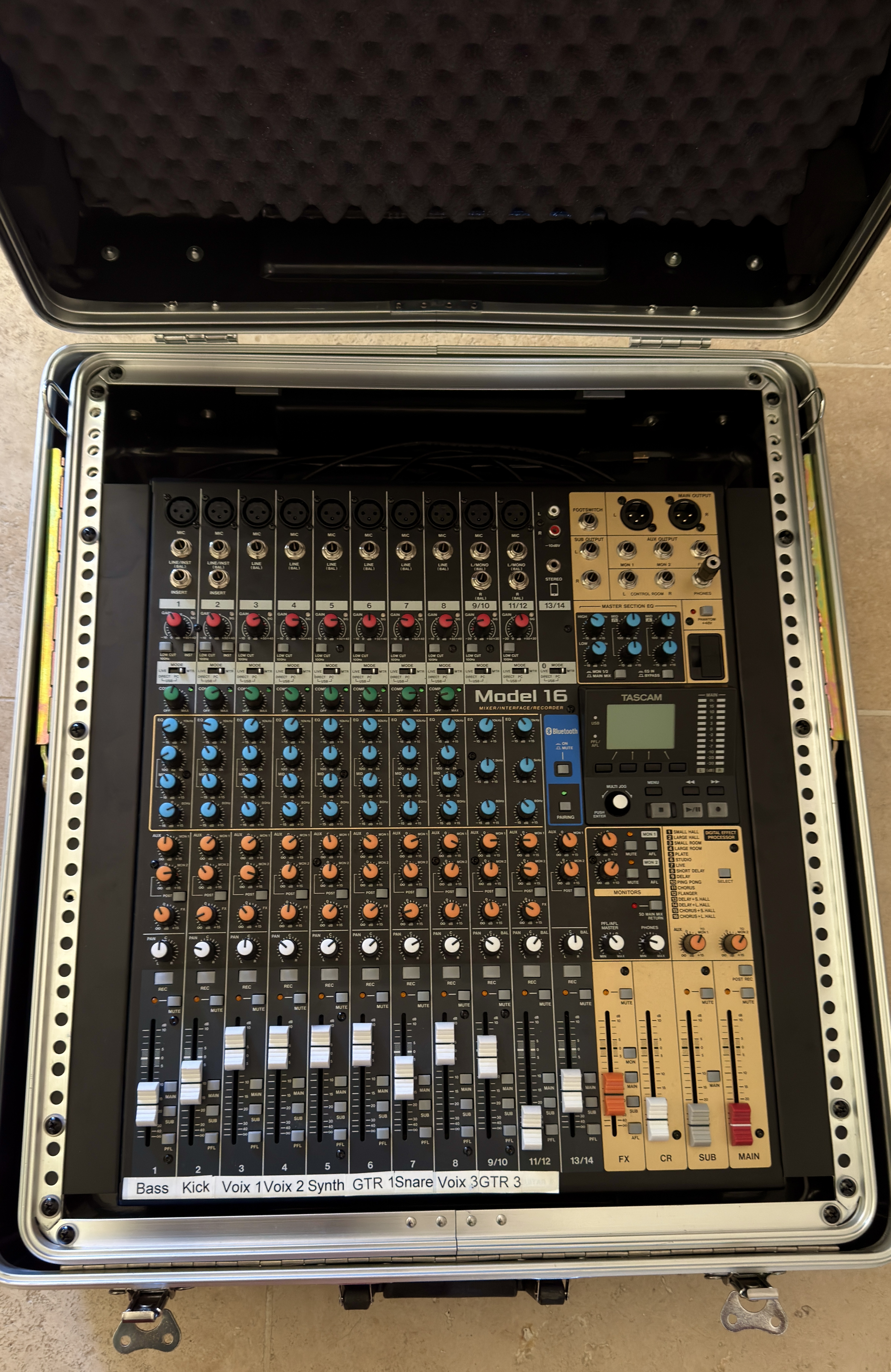 Tascam Model 16
