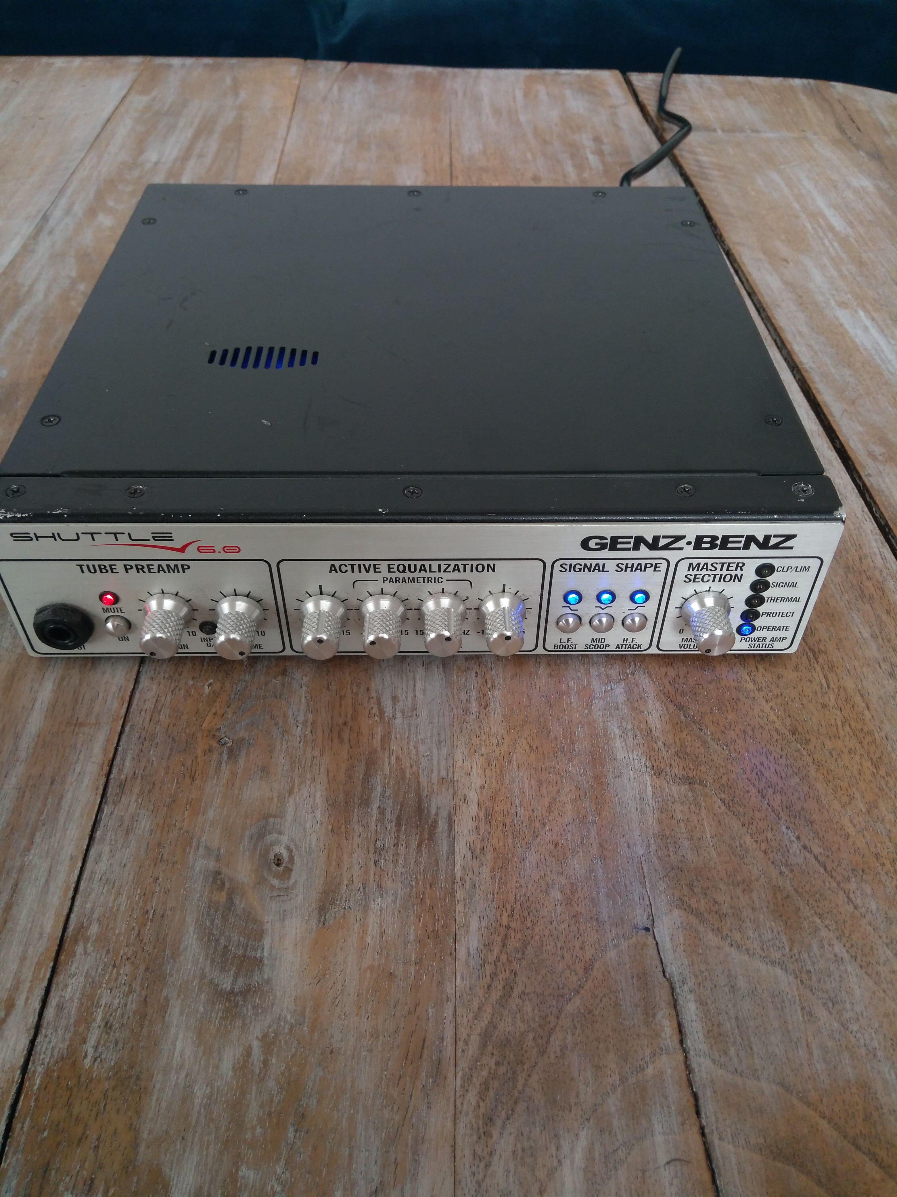 Tête ampli basse 600W GenzBenz Shuttle 6.0 avec sacoche 