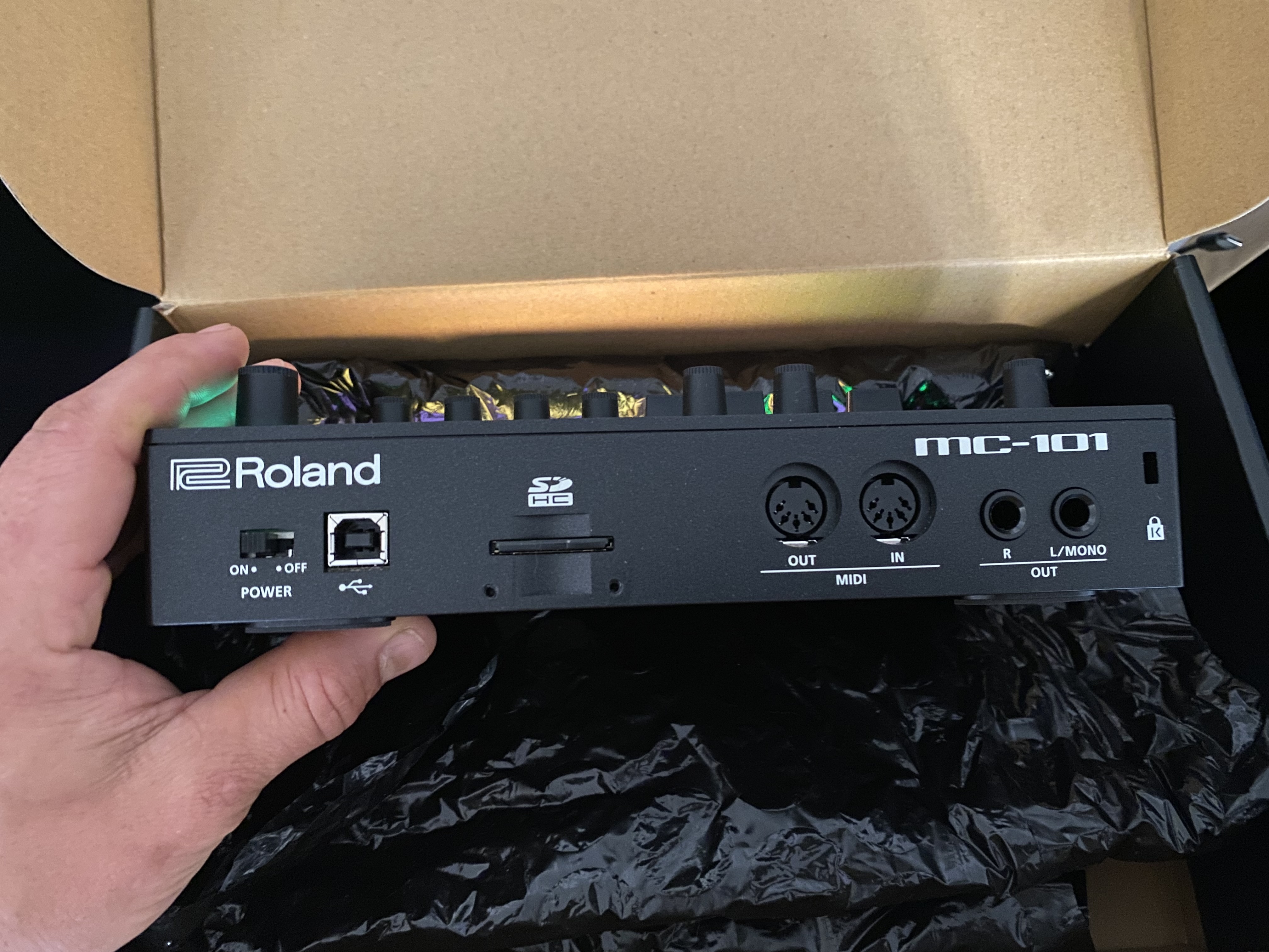 Roland MC-101 (99942)