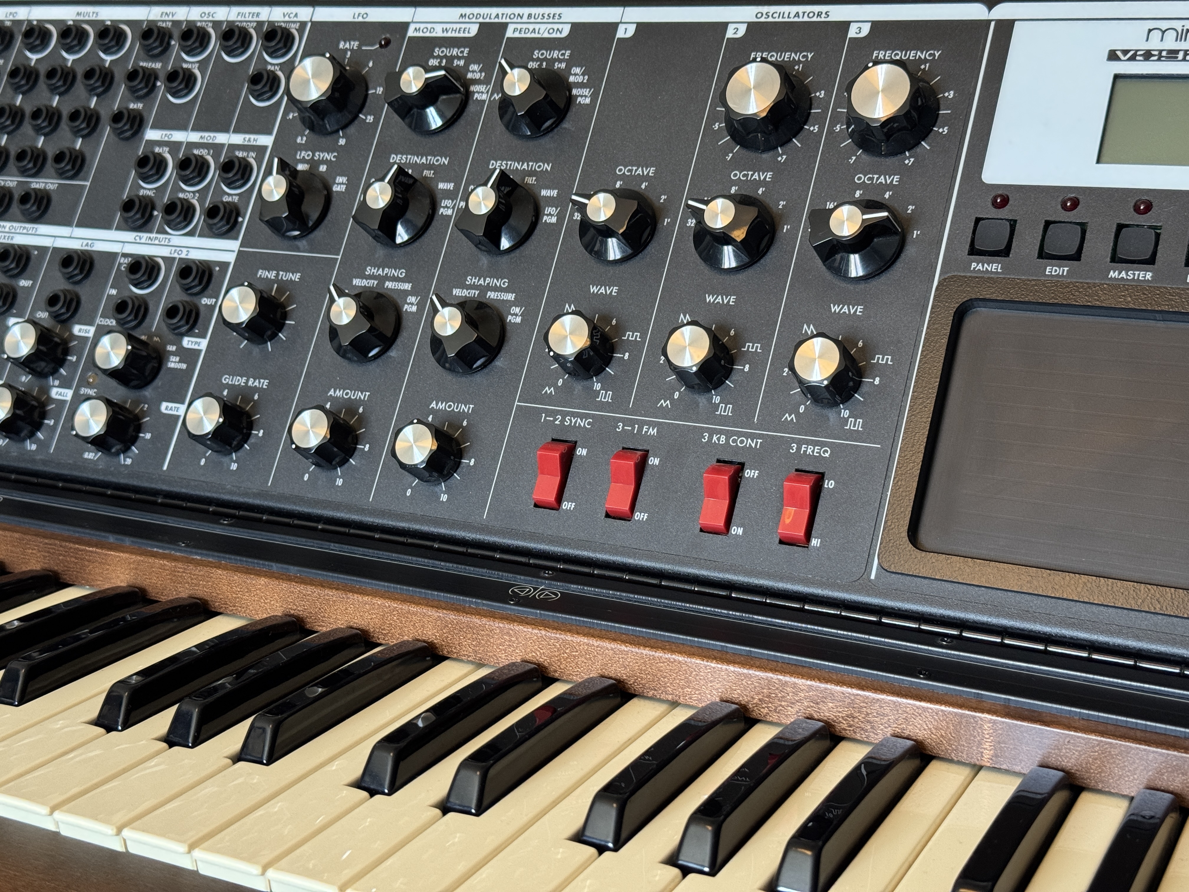 Moog Music MiniMoog Voyager XL (23304)