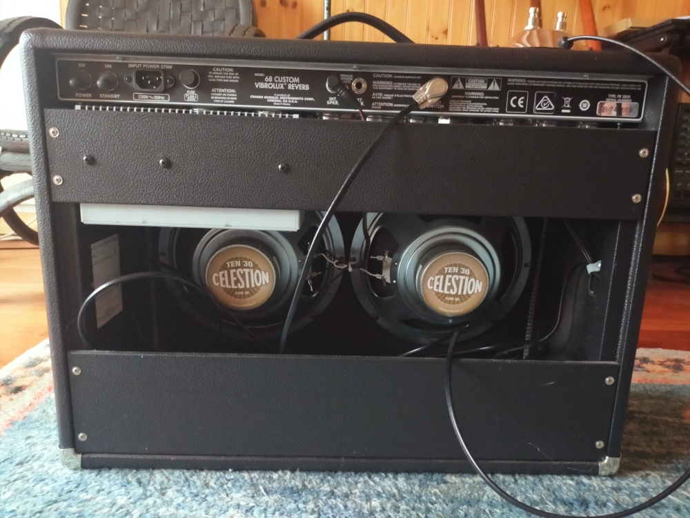 Fender Pro Tube Custom Vibrolux Reverb  (99741)