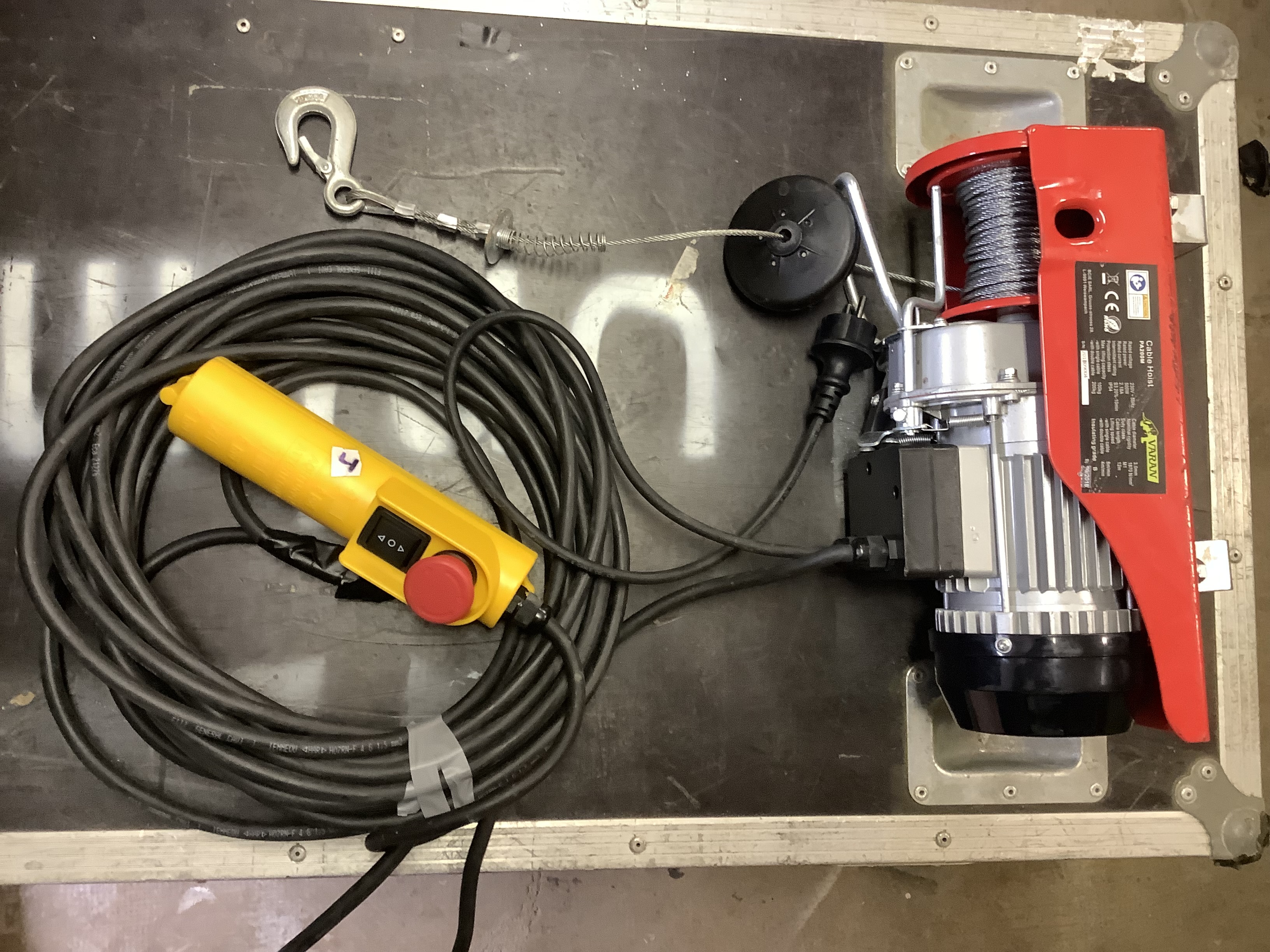 4 Moteurs de levage 200kg avec télécommande