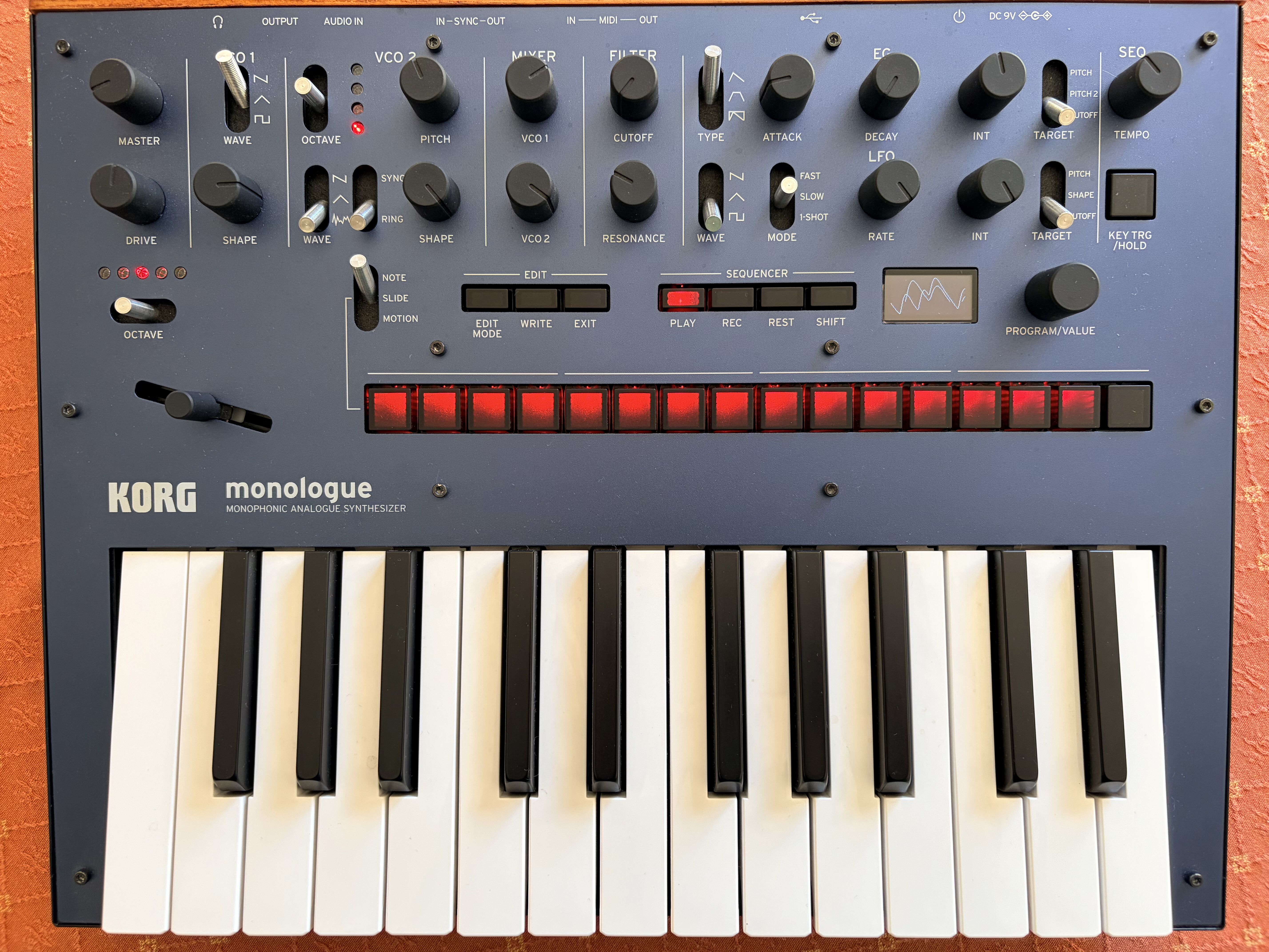 Monologue Bleu sombre Korg
