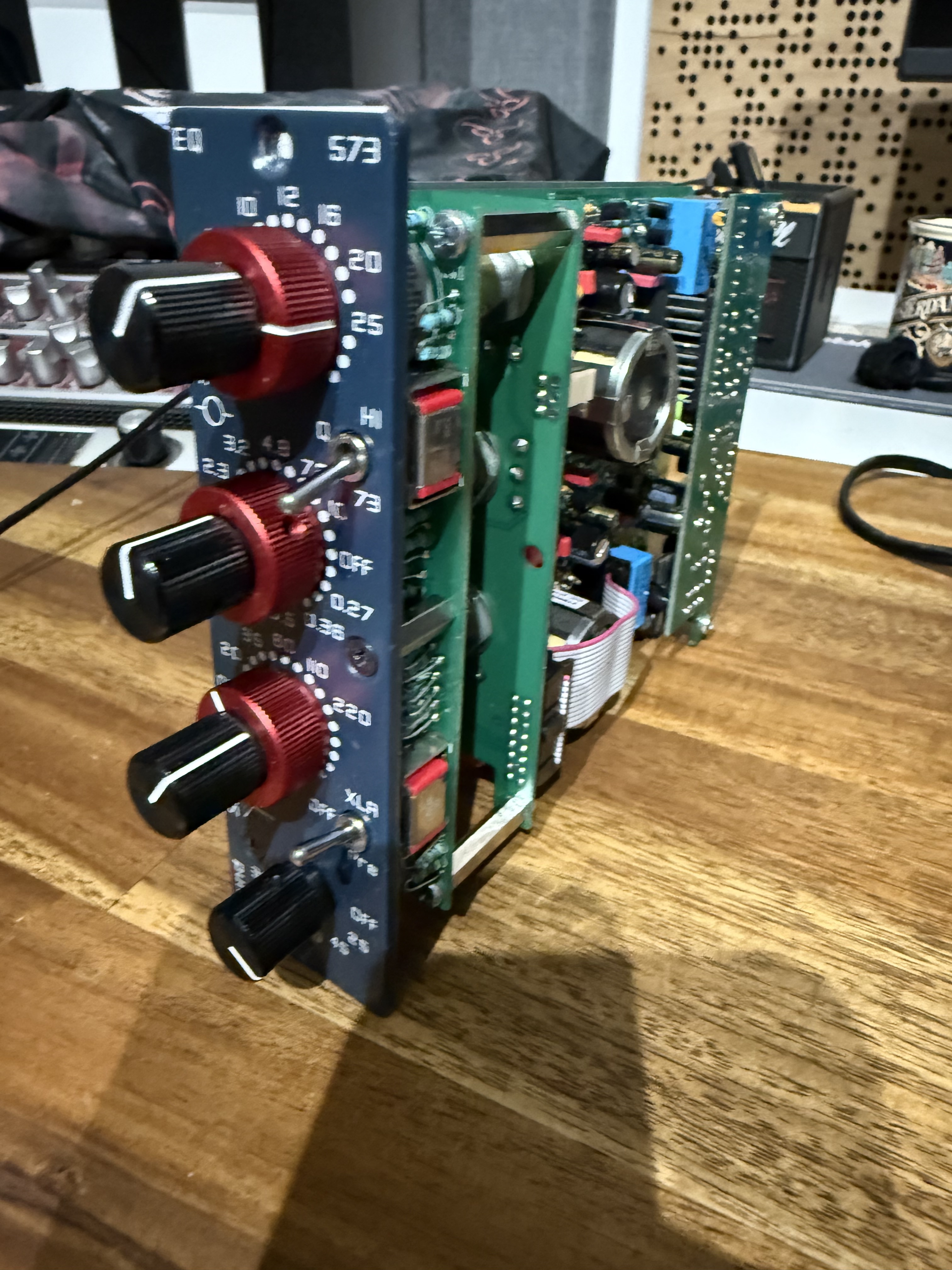 Sound sculptor EQ 573 