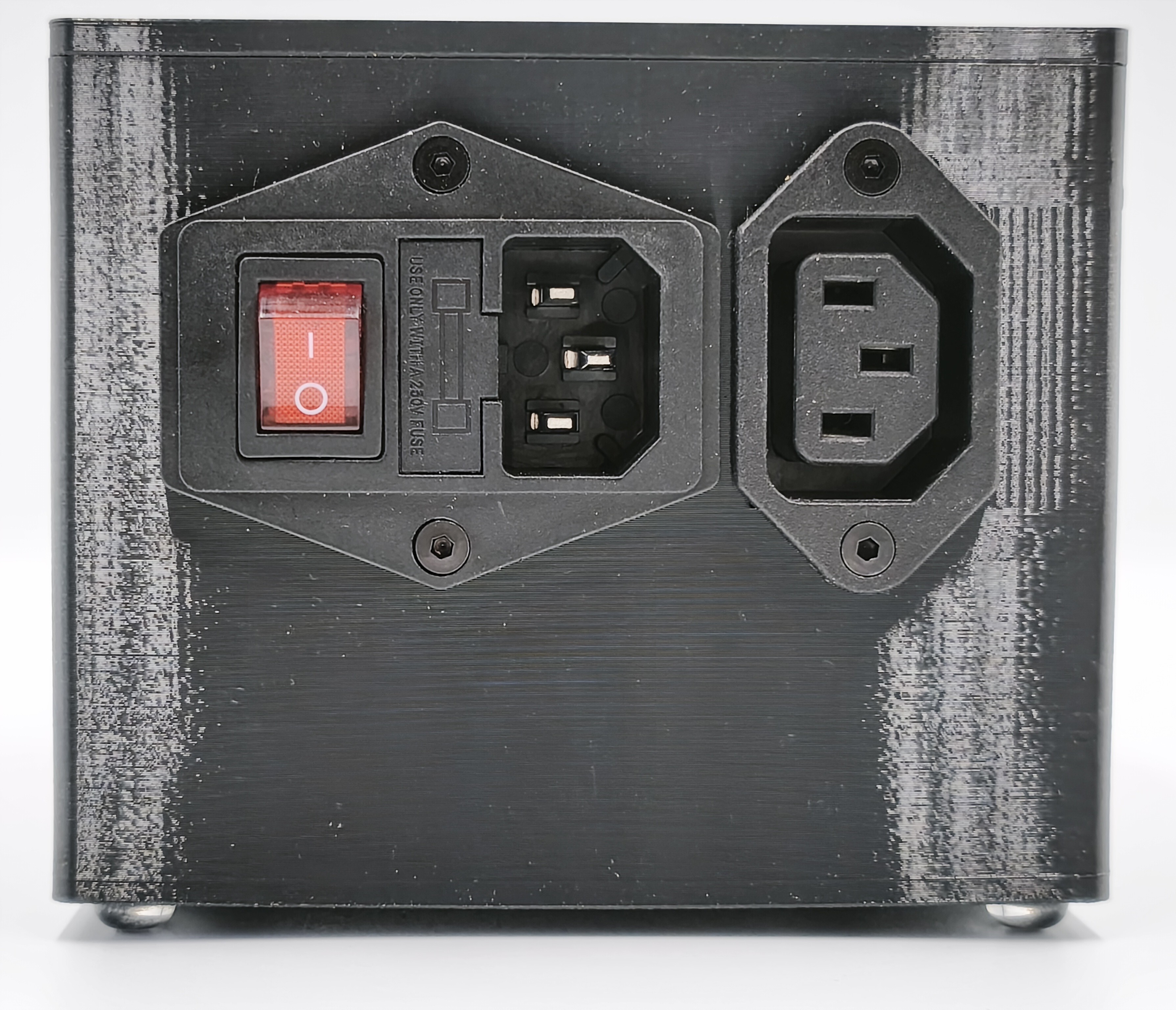 DC-Blocker audio passif – suppression du buzz secteur