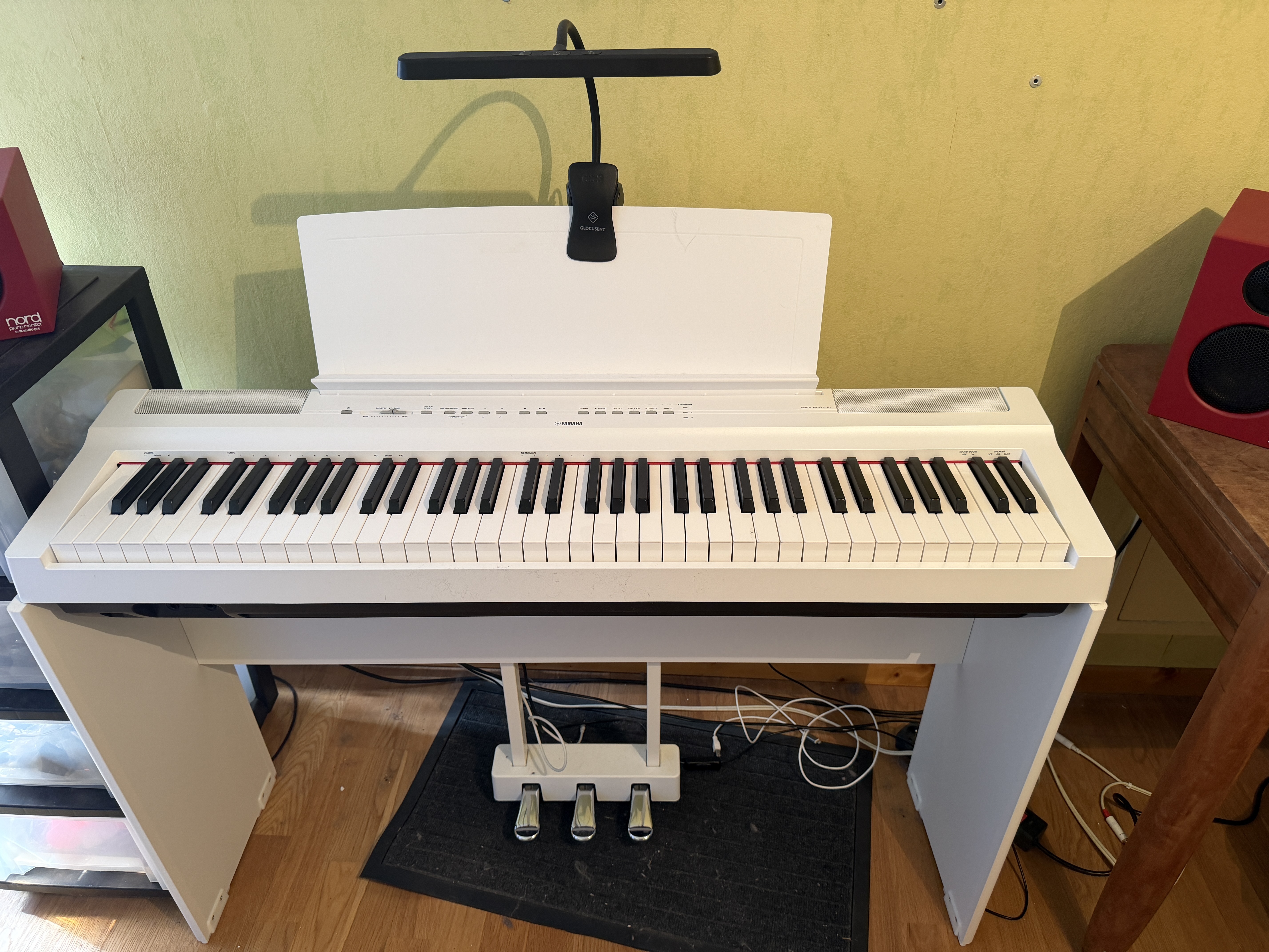 Clavier Yamaha p-121 73 touches+meuble