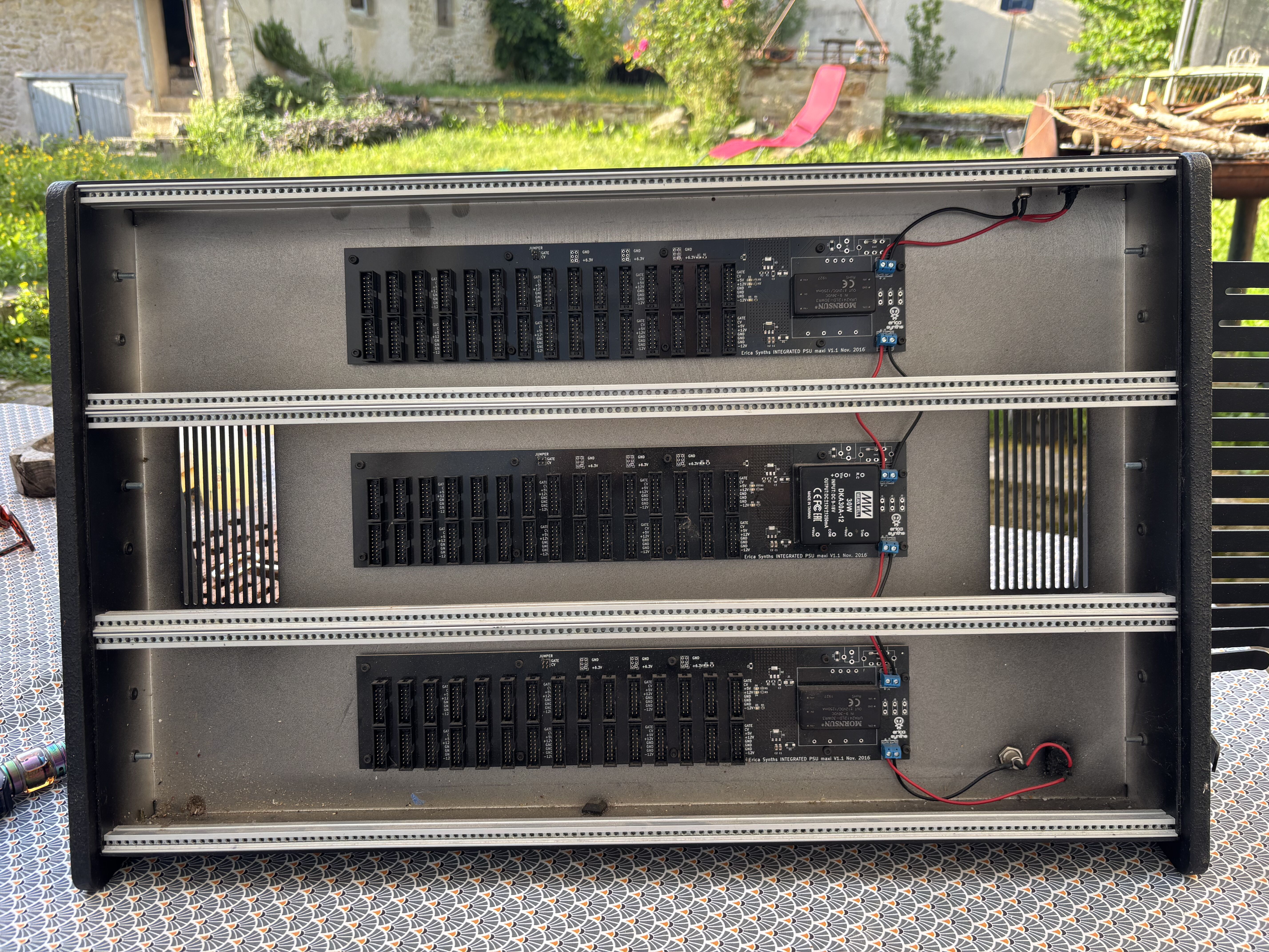 vends travelcase ericasynth 3x126HP
