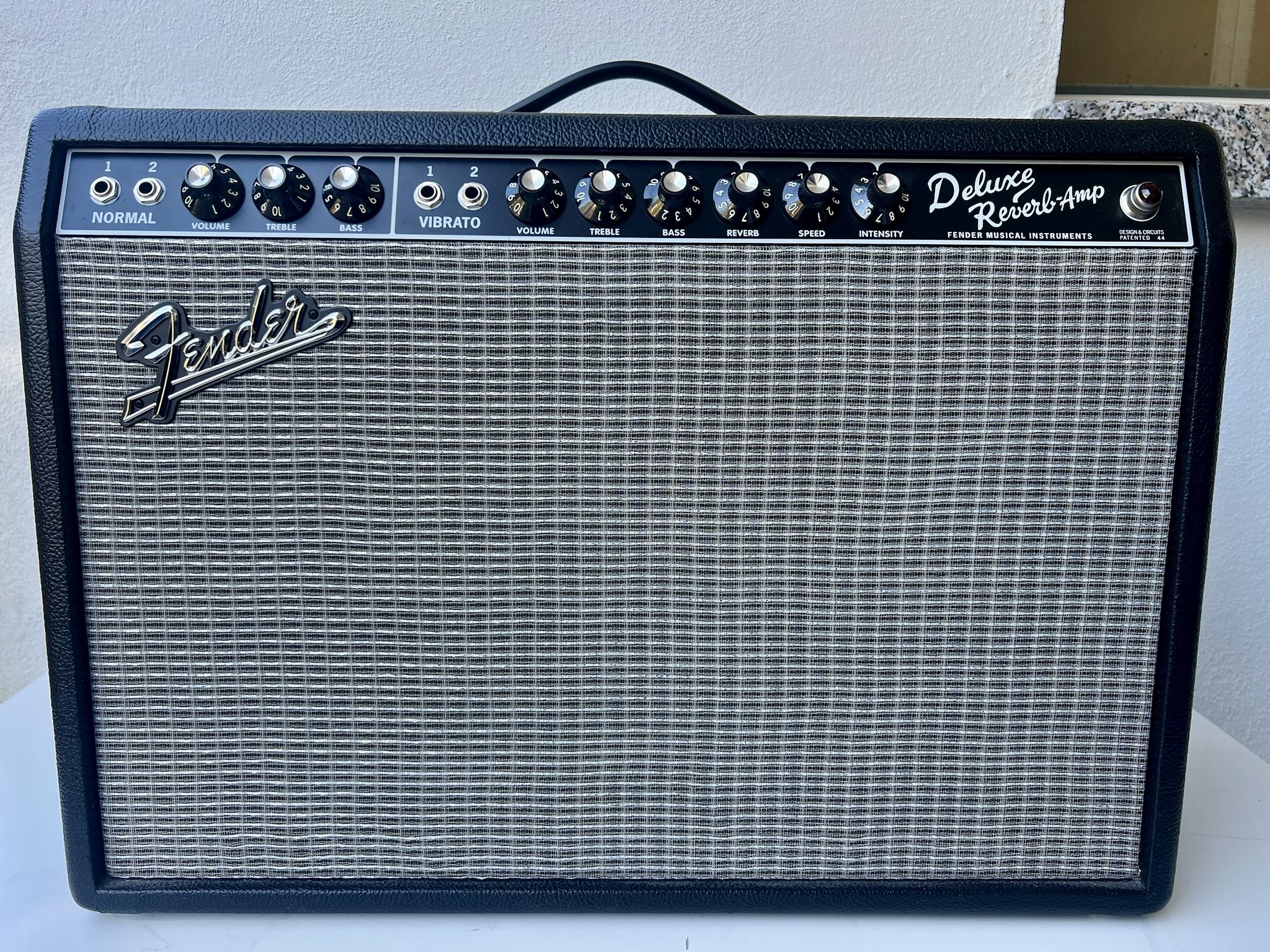 Fender '65 Deluxe Reverb – Reissue – excellent état