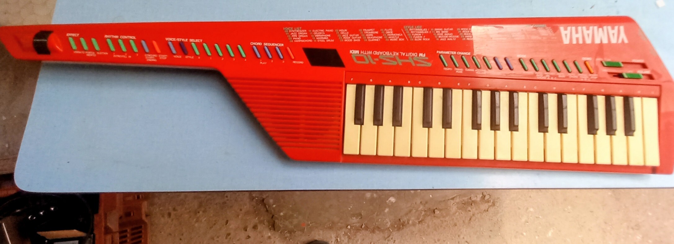 Yamaha SHS 10 R