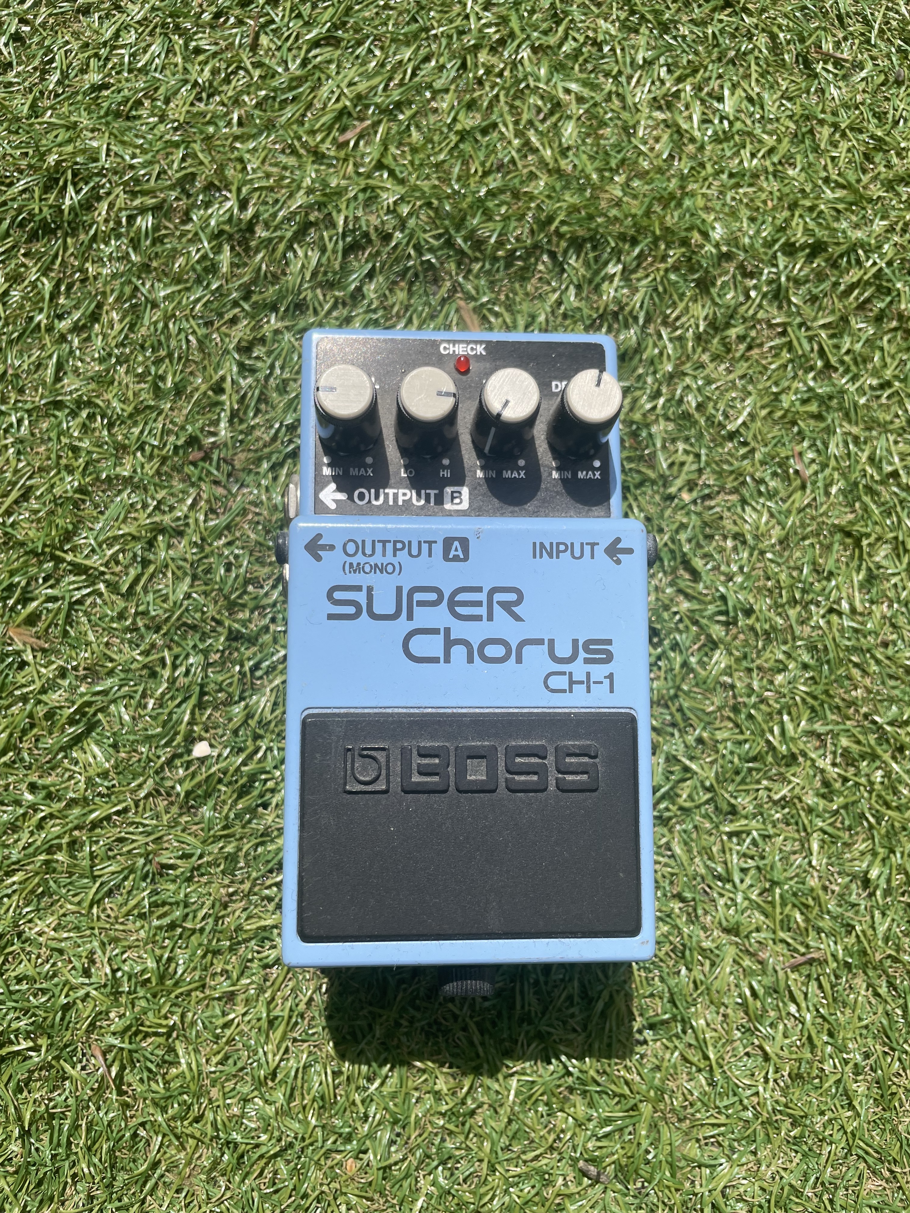 Vends BOSS CH1