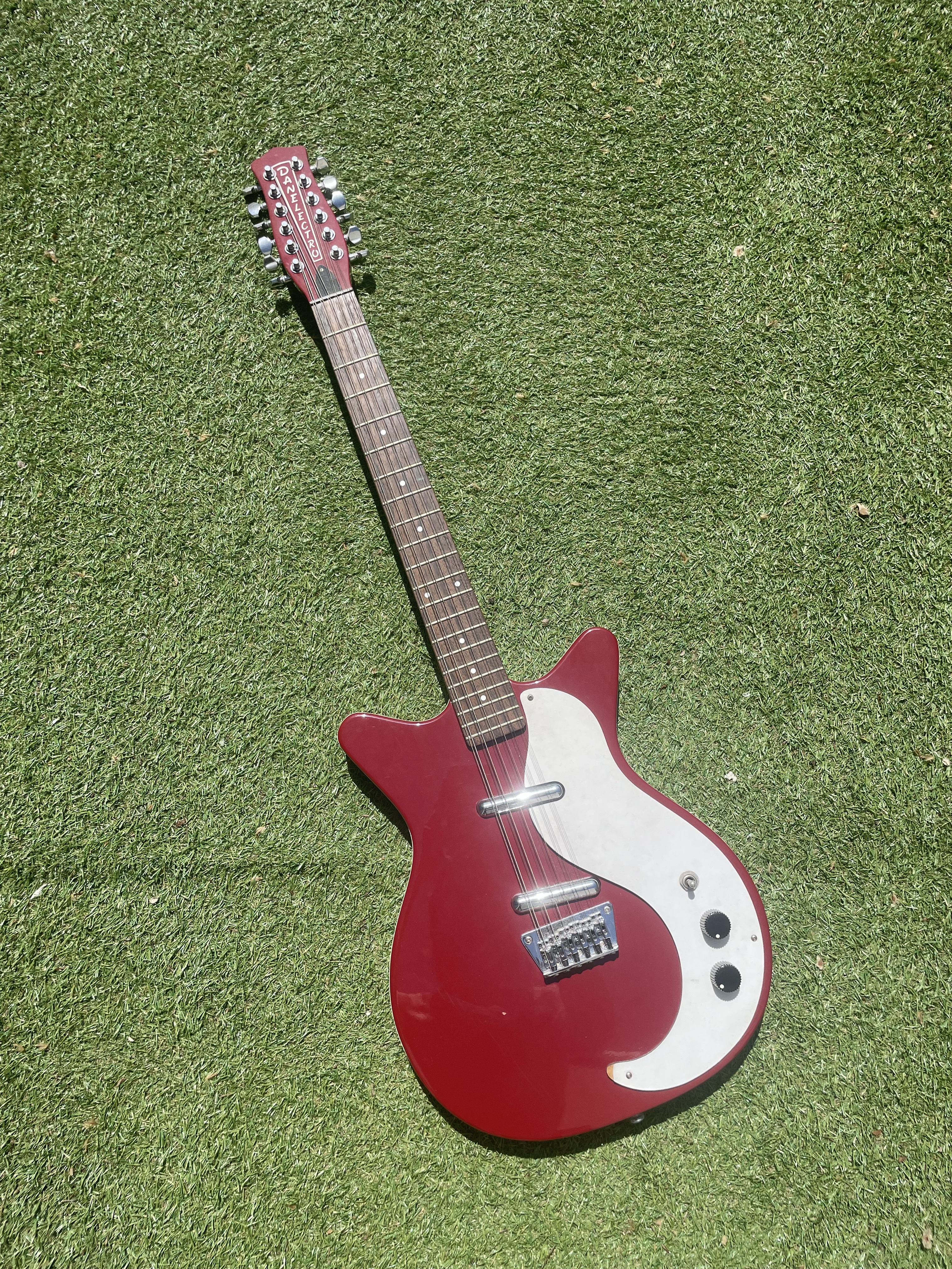Vends Danelectro Stock 59DC