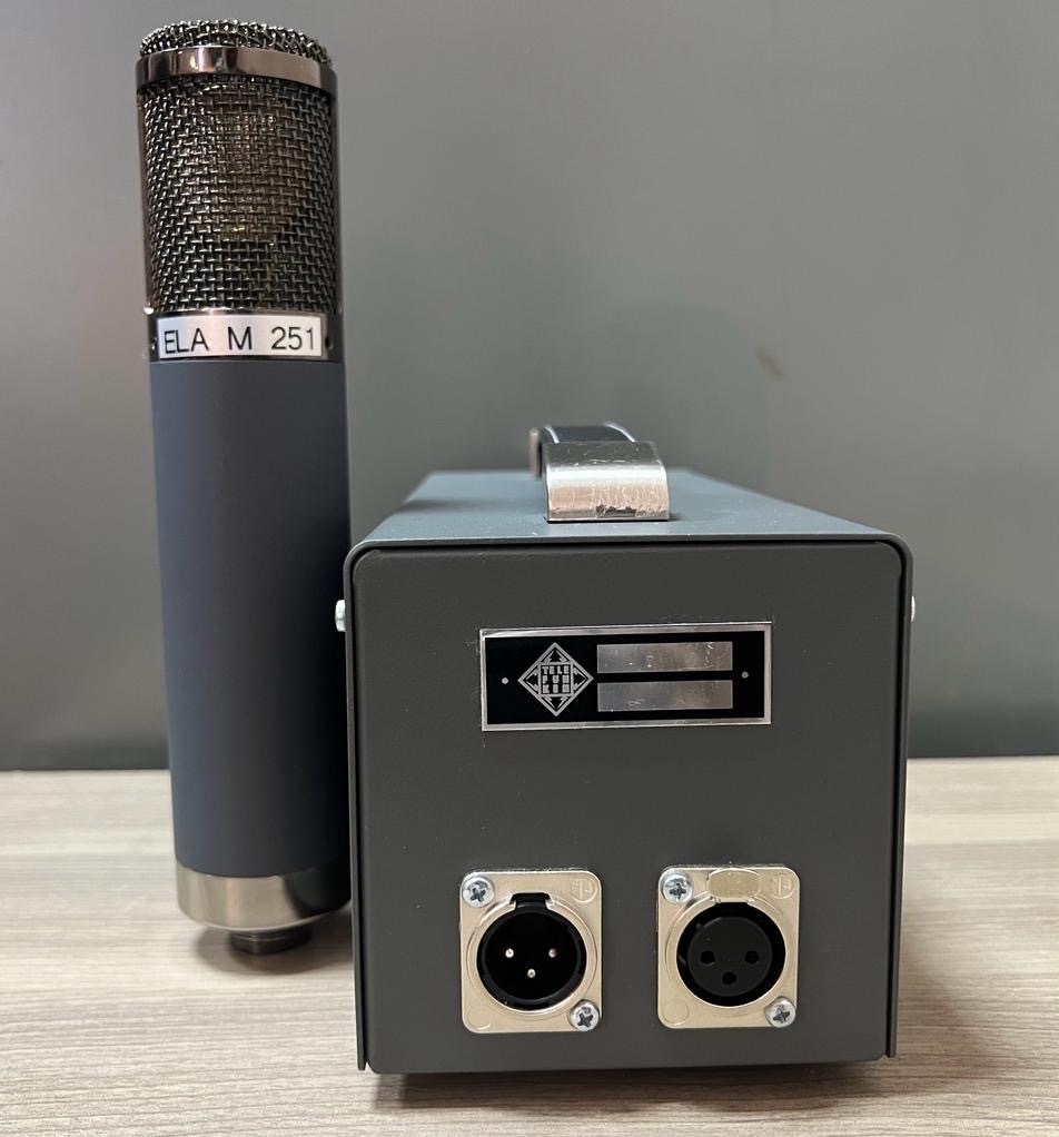 Microphone lampe type Telefunken Ela M 251 – Replica haut de gamme
