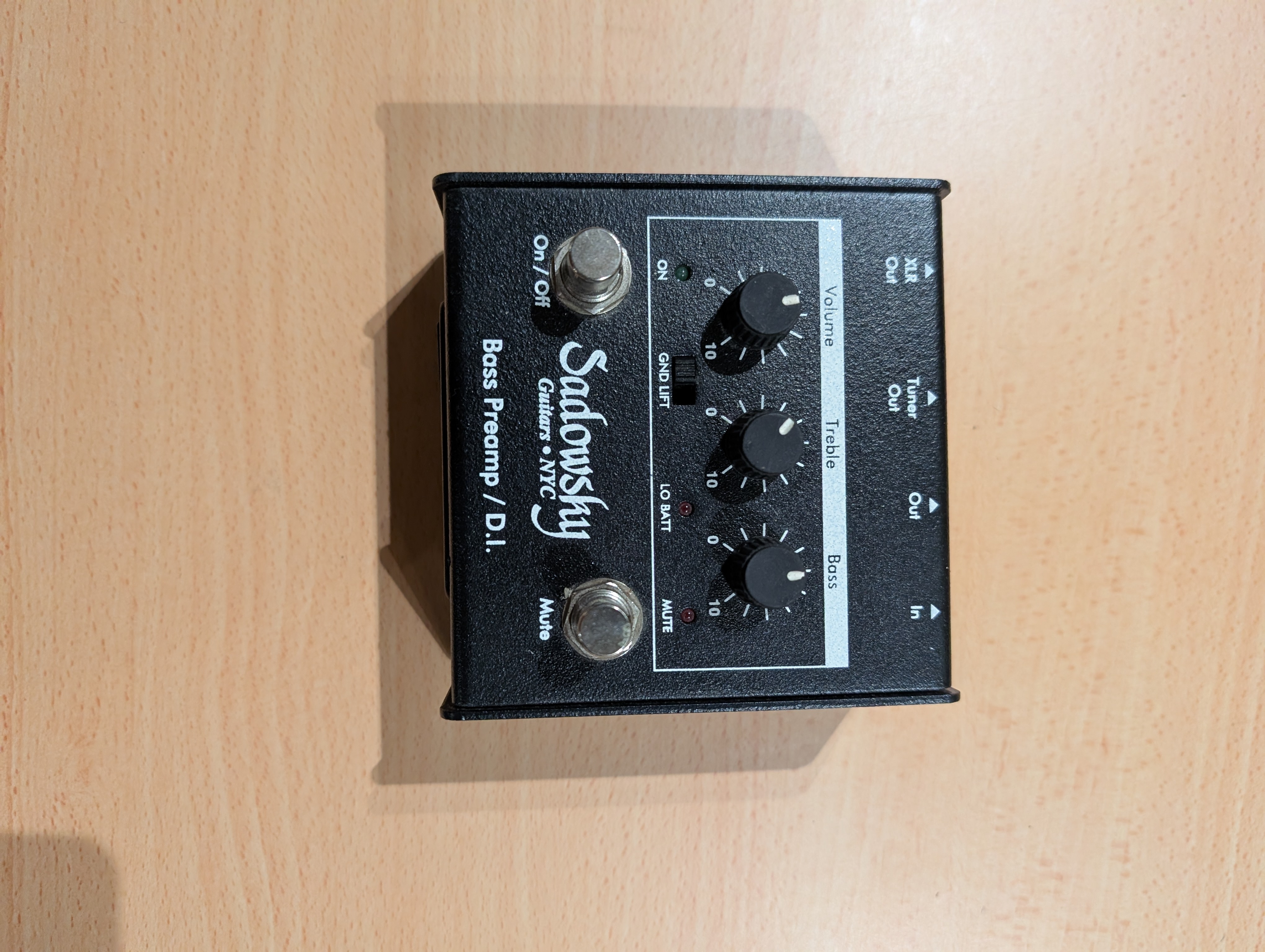 Vends pédale bass preamp sadowsky 