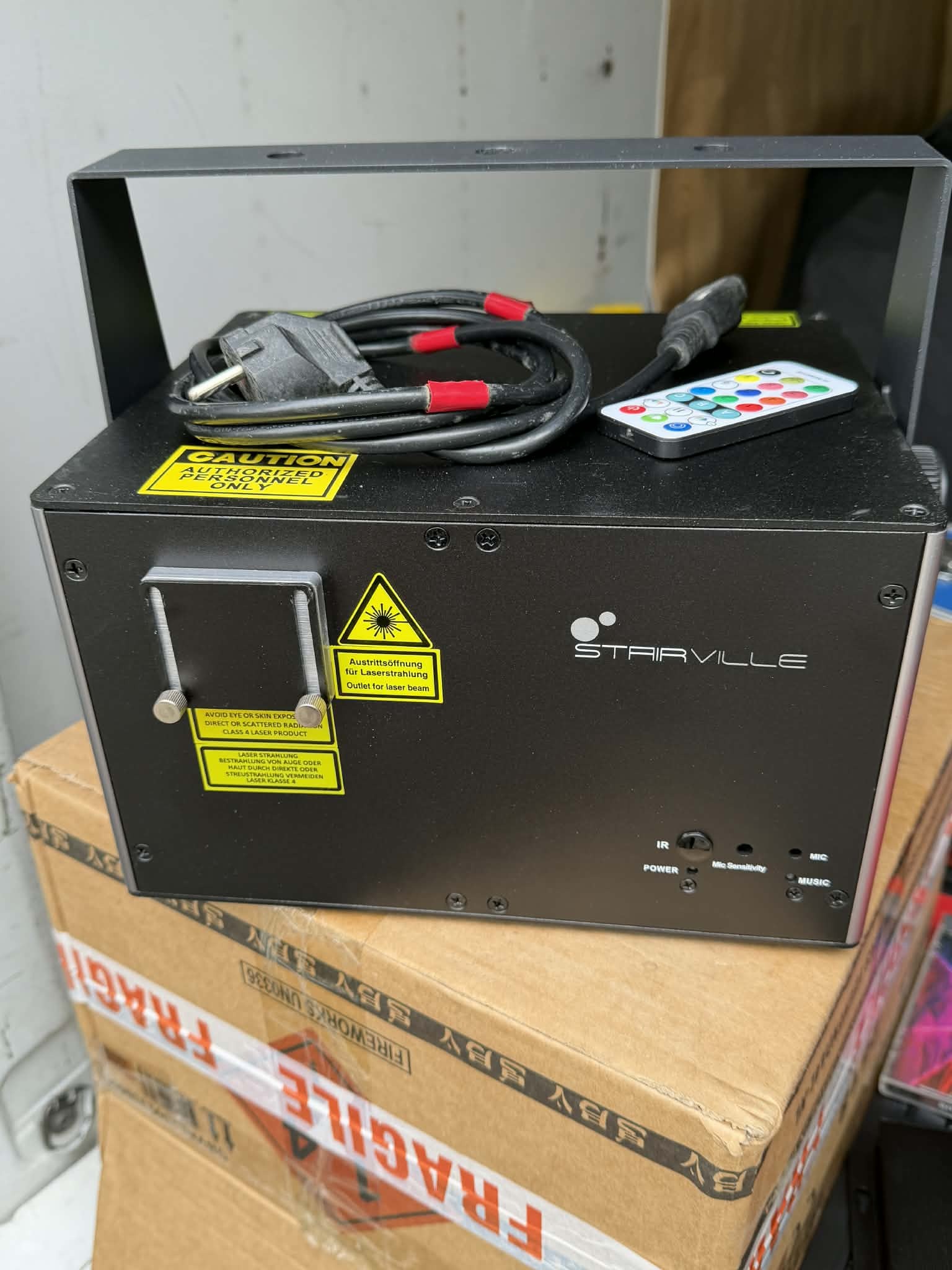 Magnifique Laser Stairville DJ Lase RGB Pro 3000