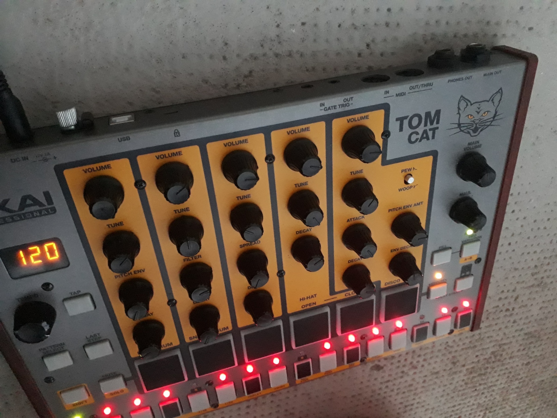 260527 230025 650