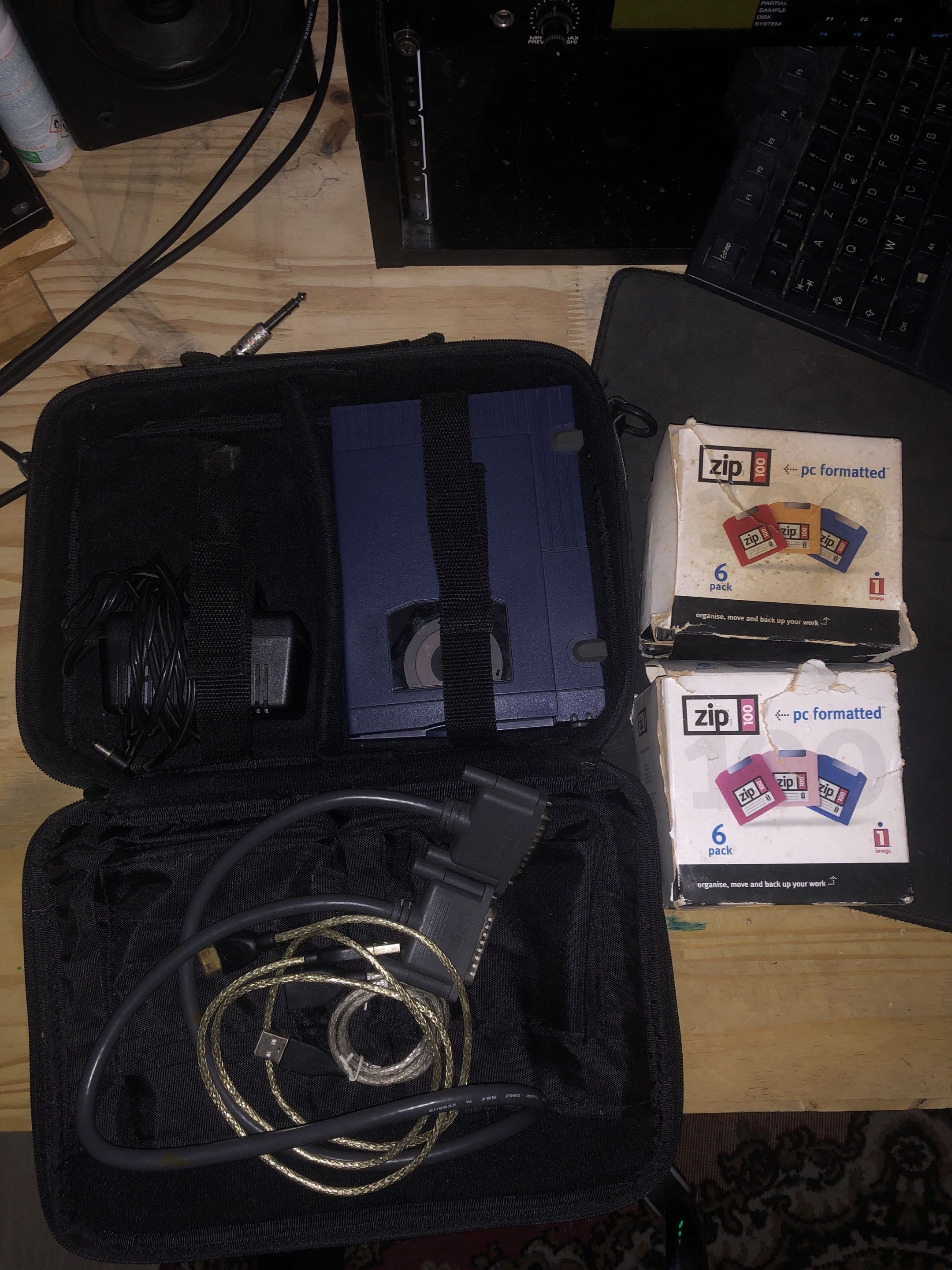 Iomega Zip 100 SCSI pour sampleur
