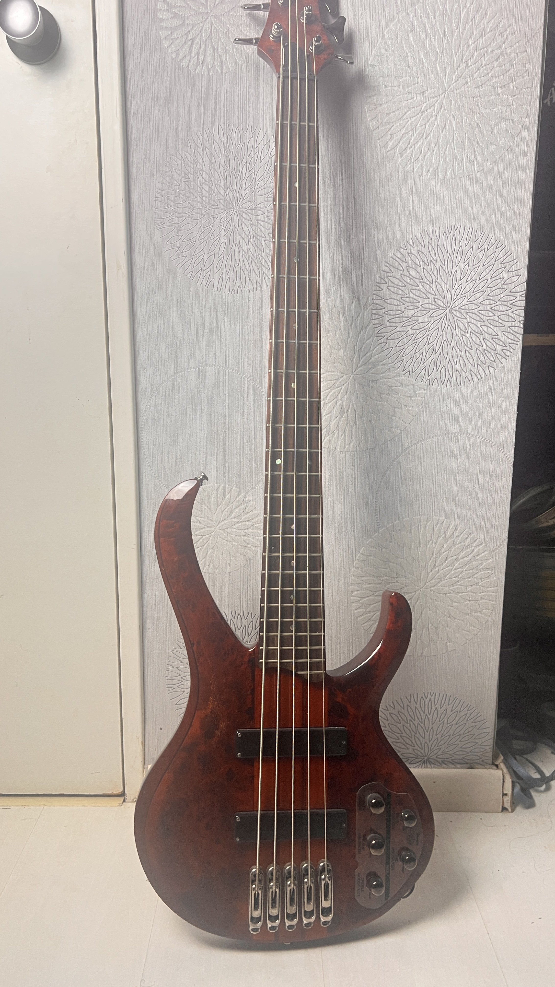 IBANEZ BTB775PB COMME NEUF