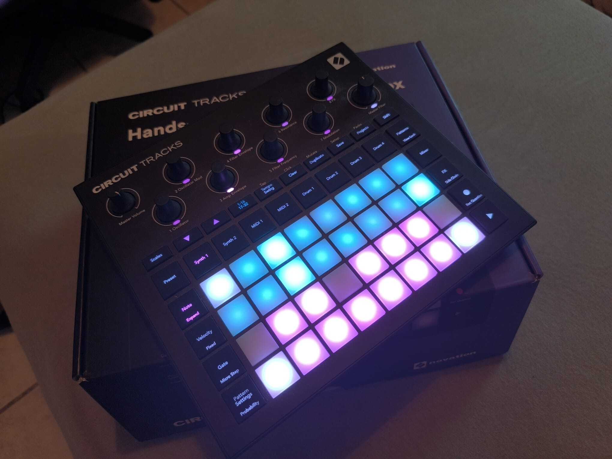 Novation Circuit Tracks (Facture 2025)