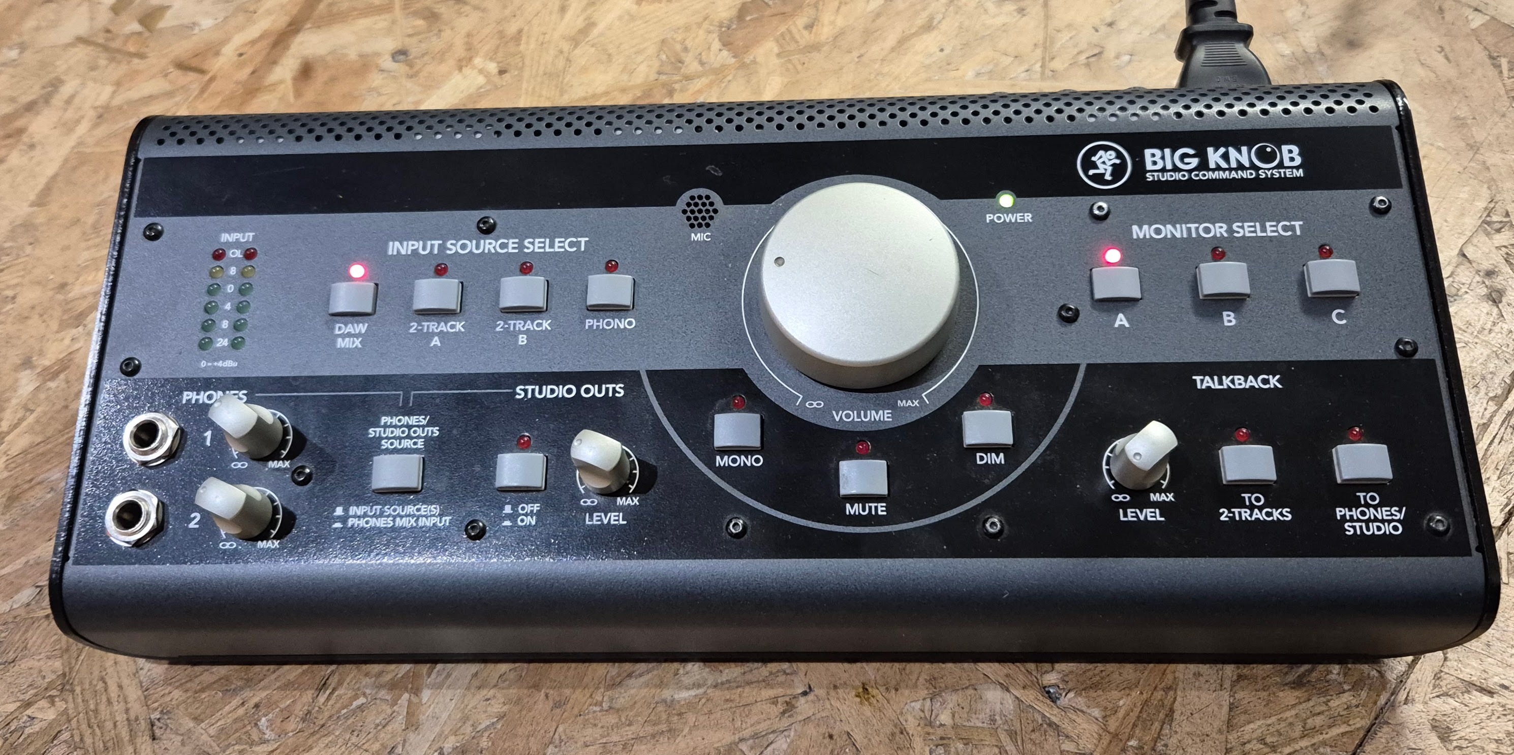 Vends Mackie Big Knob