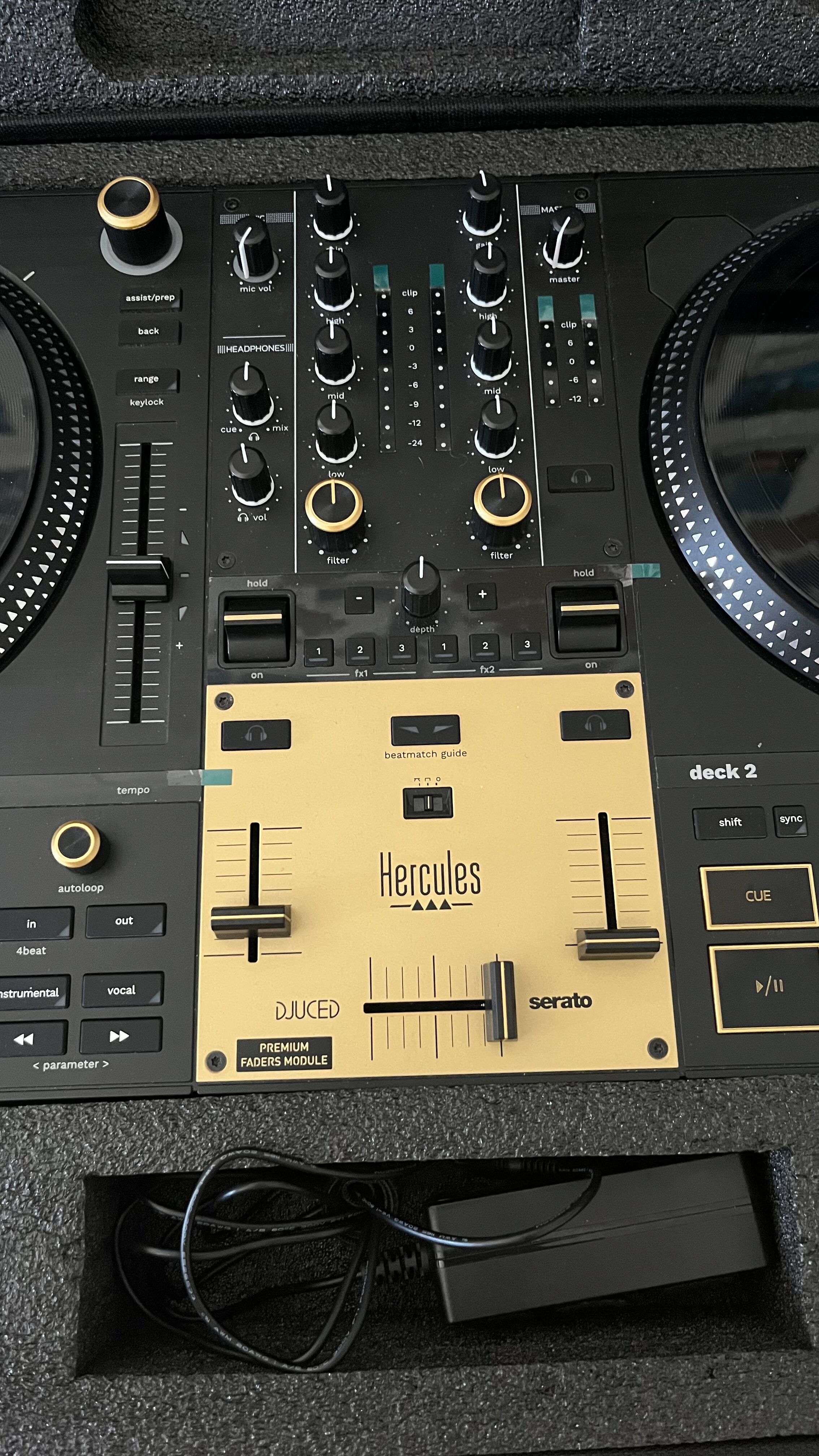 Hercules DJControl Inpulse T7 Premium Edition (30412)