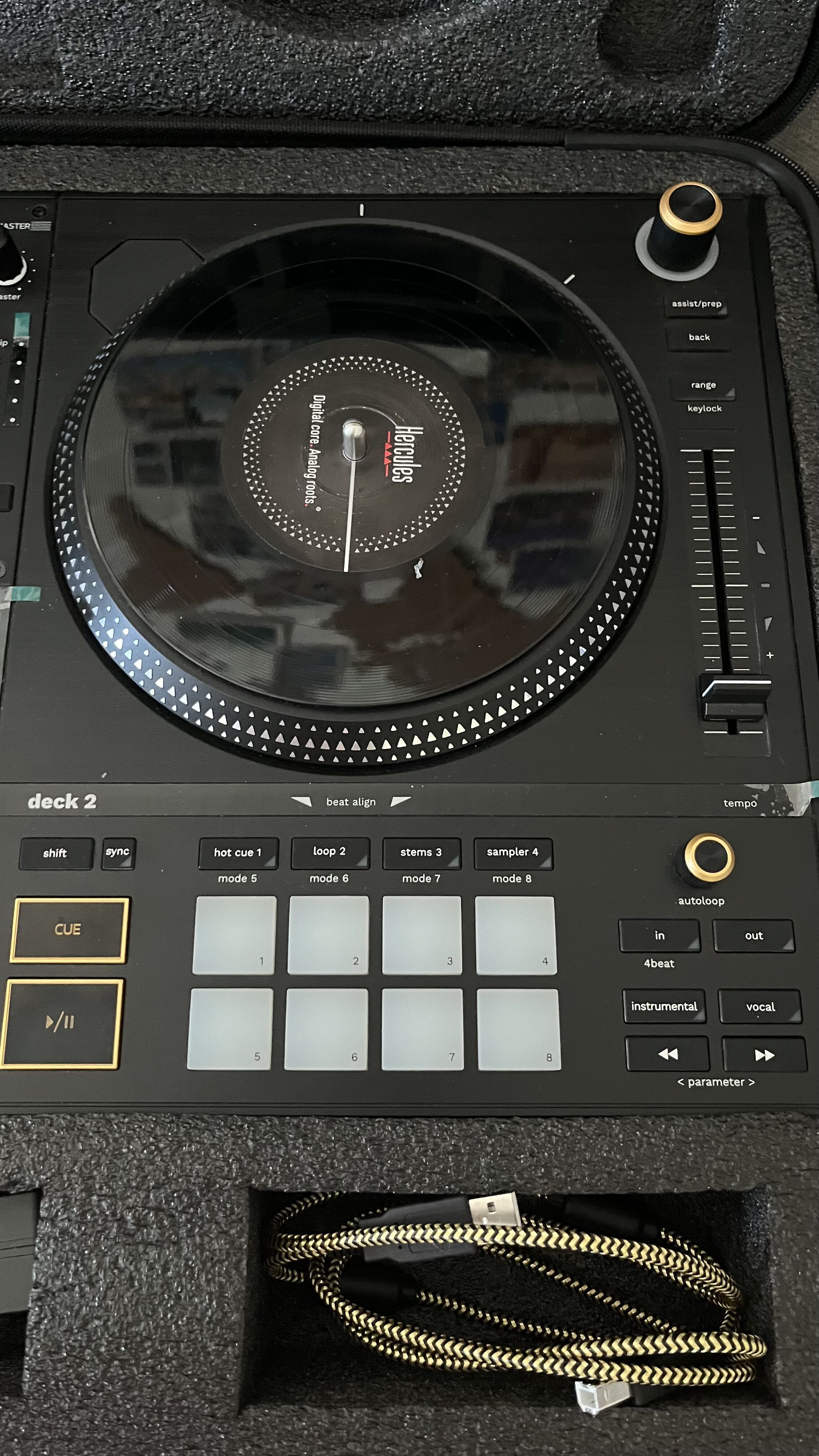 Hercules DJControl Inpulse T7 Premium Edition (91411)