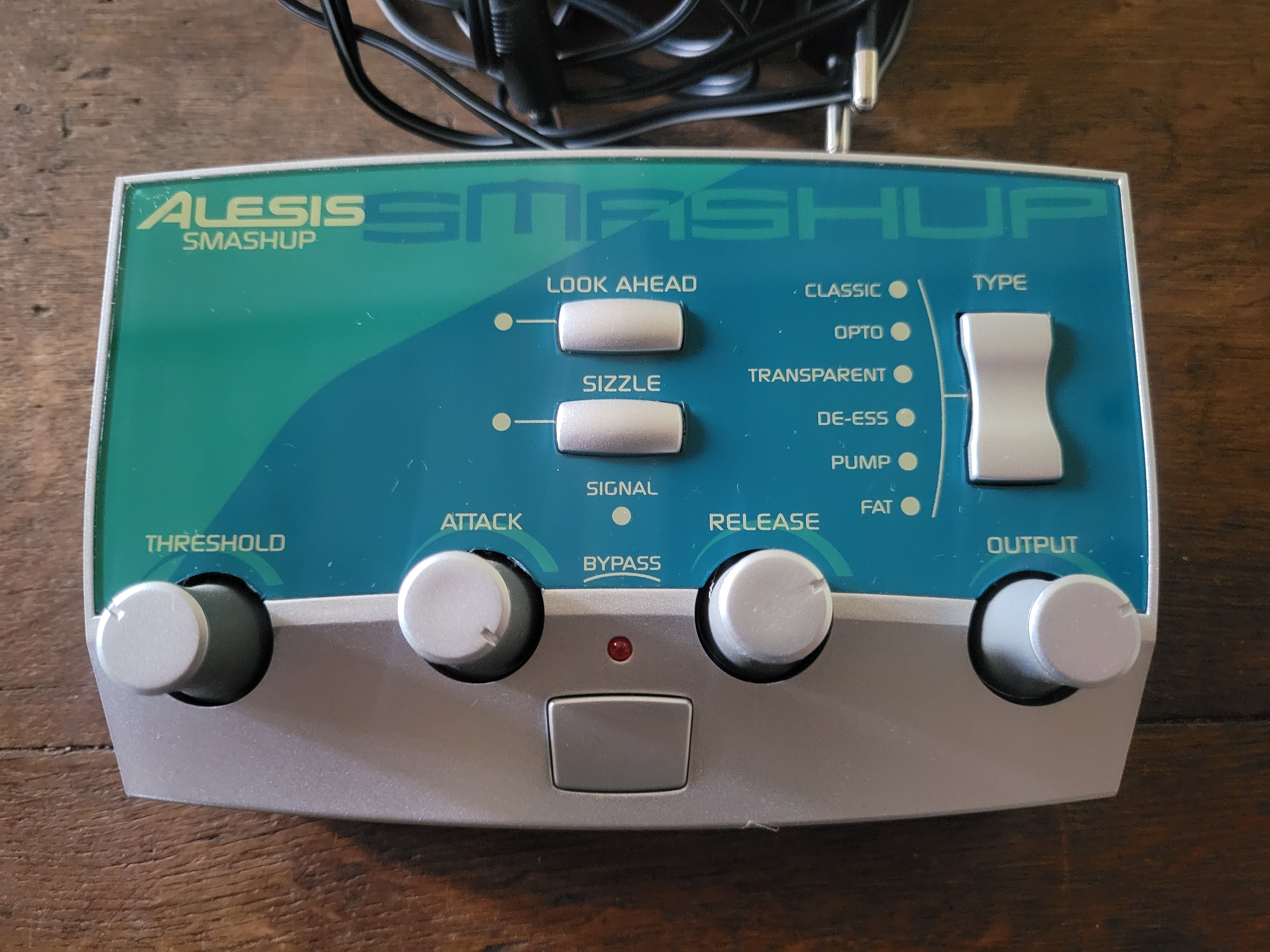 Alesis ModFX Smashup Compressor 