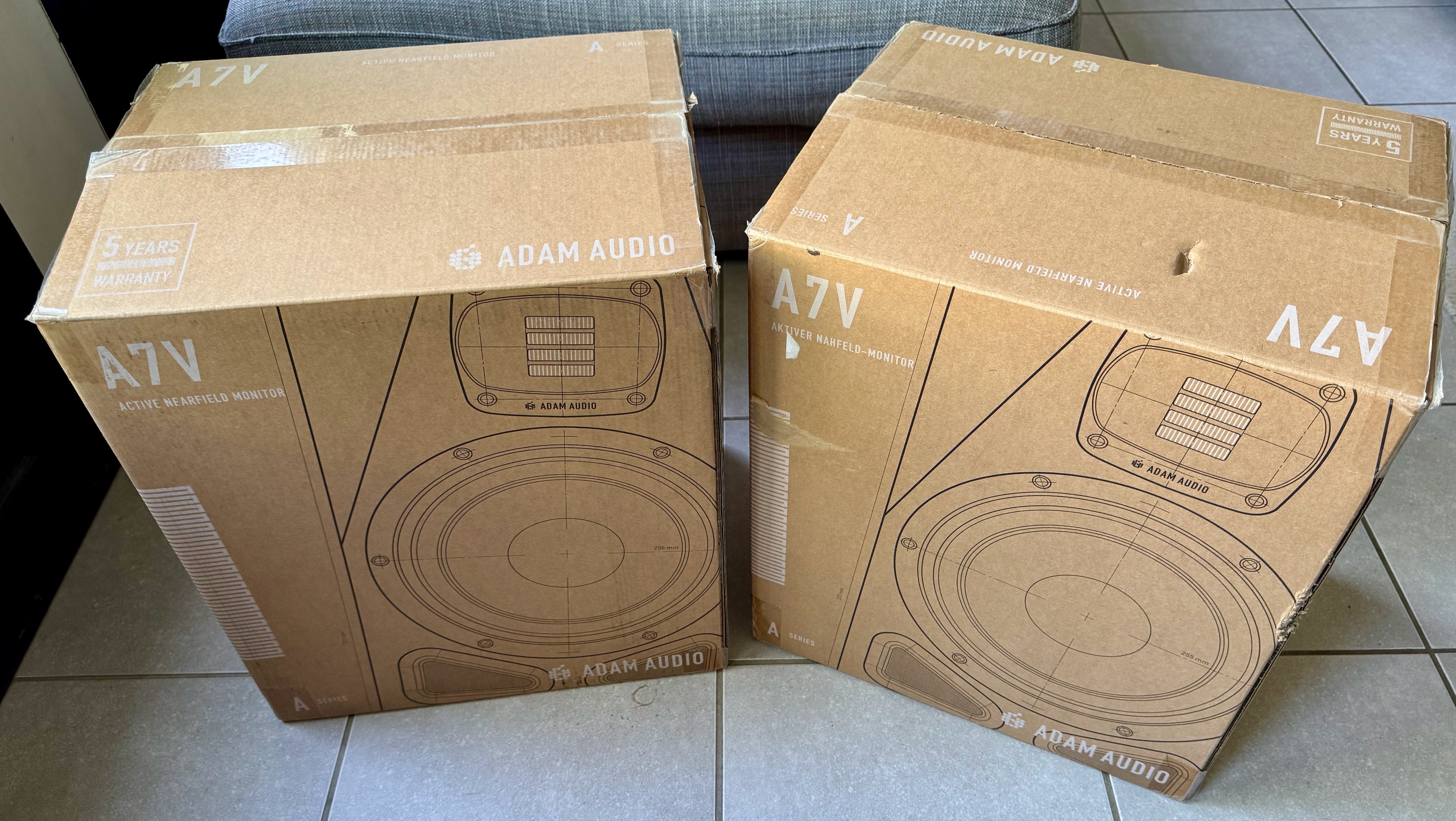 Paire d’enceintes de monitoring ADAM A7V – Très bon état