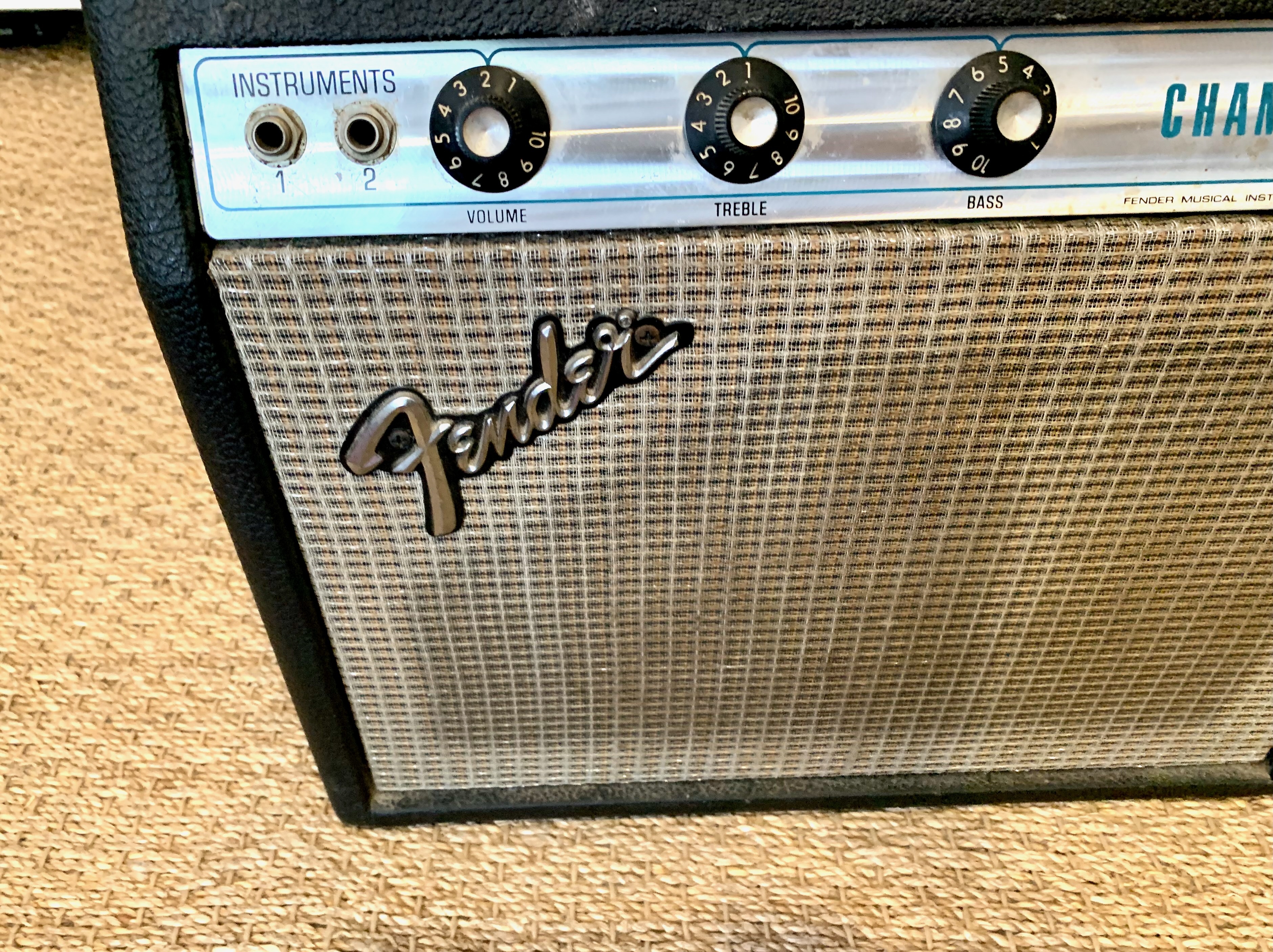 Fender Champ "Silverface" (1968-1982) (92886)
