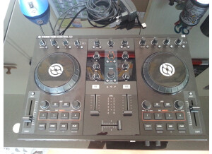 Native Instruments Traktor Kontrol S2 (44810)