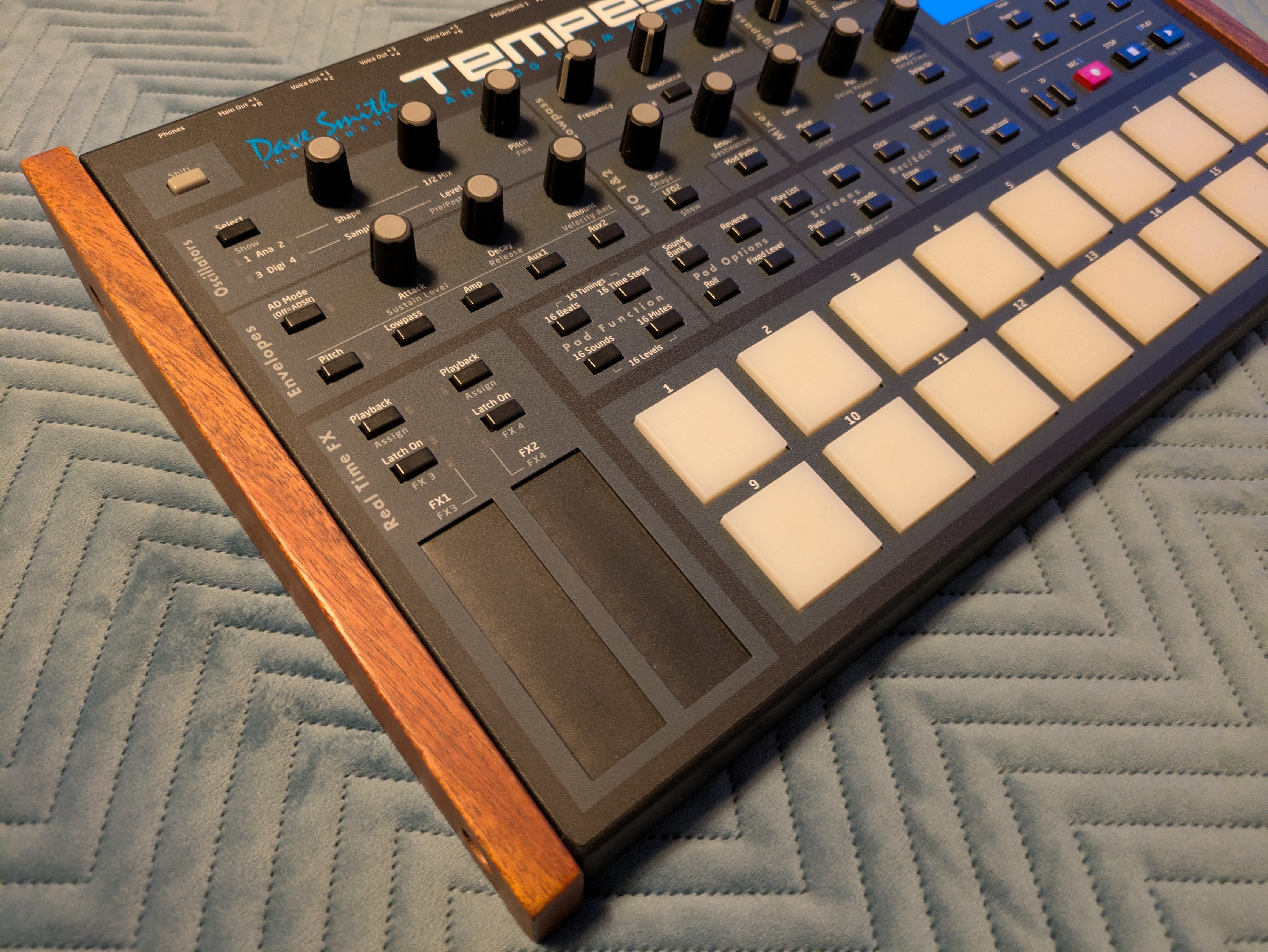 Dave Smith Instruments Tempest (48015)
