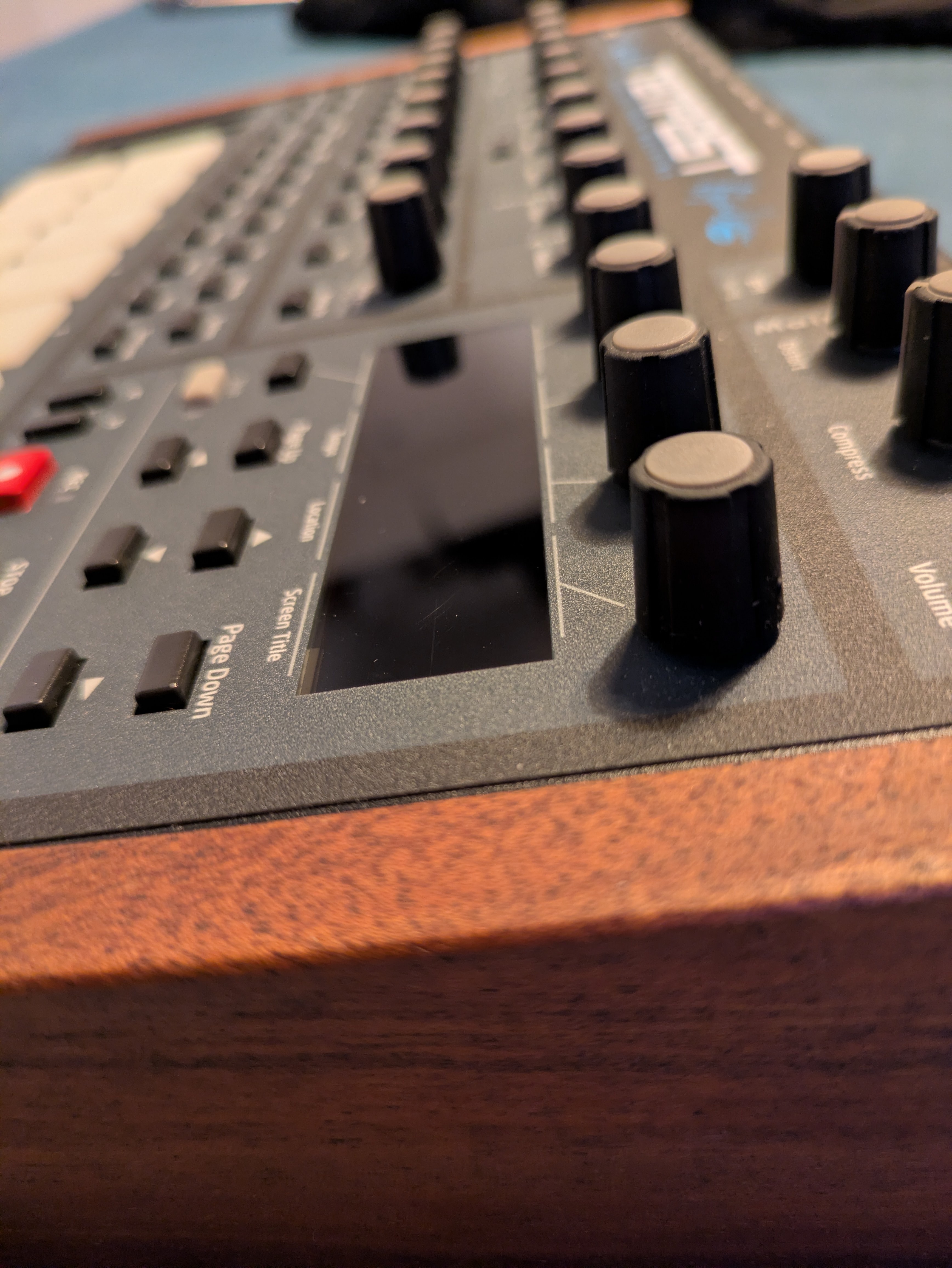 Dave Smith Instruments Tempest (32601)