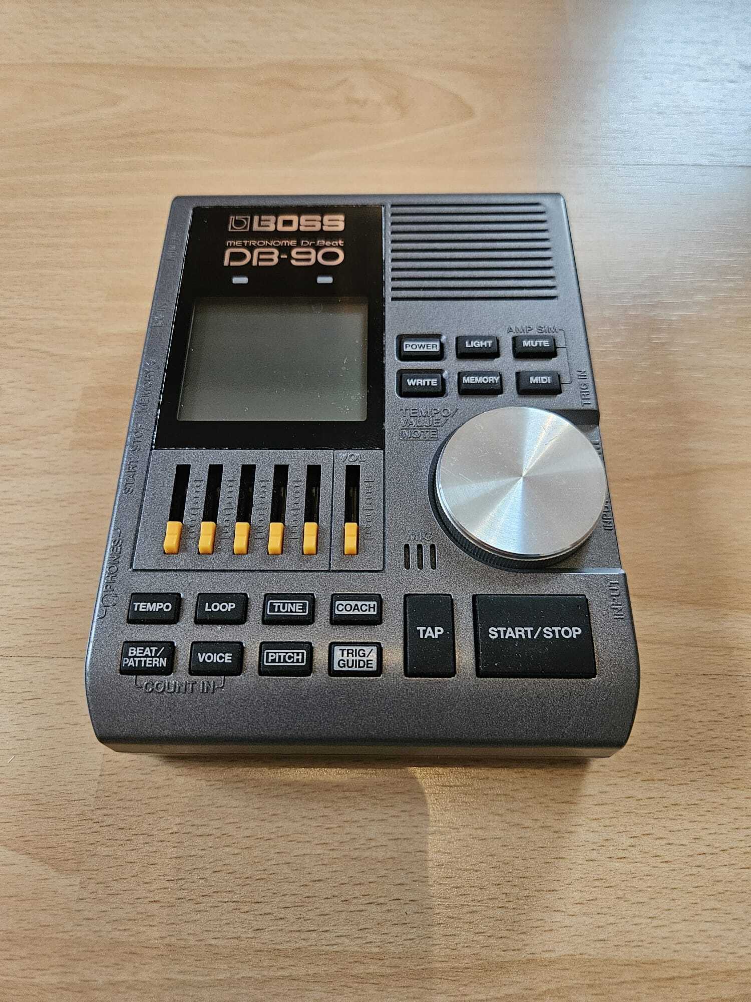 BOSS DB-90