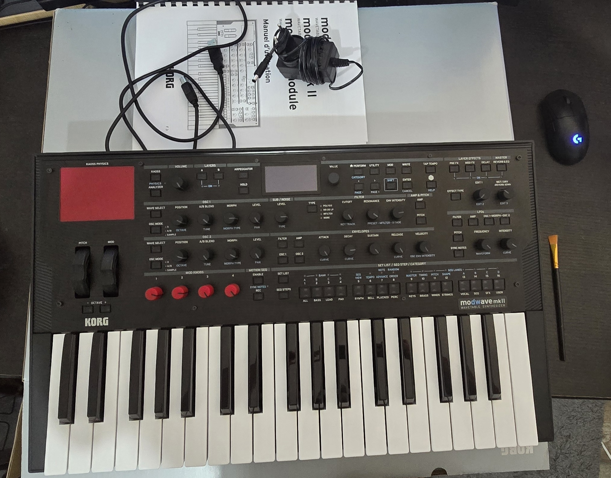 Korg Modwave mk2 + Manuel relié - Sous garantie jusqu'en déc. 2026