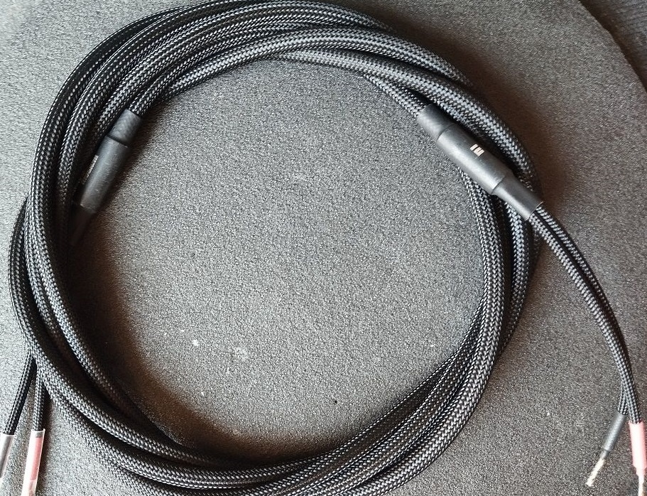 Audiophile / Pack / Cordons / MOGAMI / NEGLEX / Studio / 2497 RCA 2 x 1 m / 2477 HP 2 x 4 m