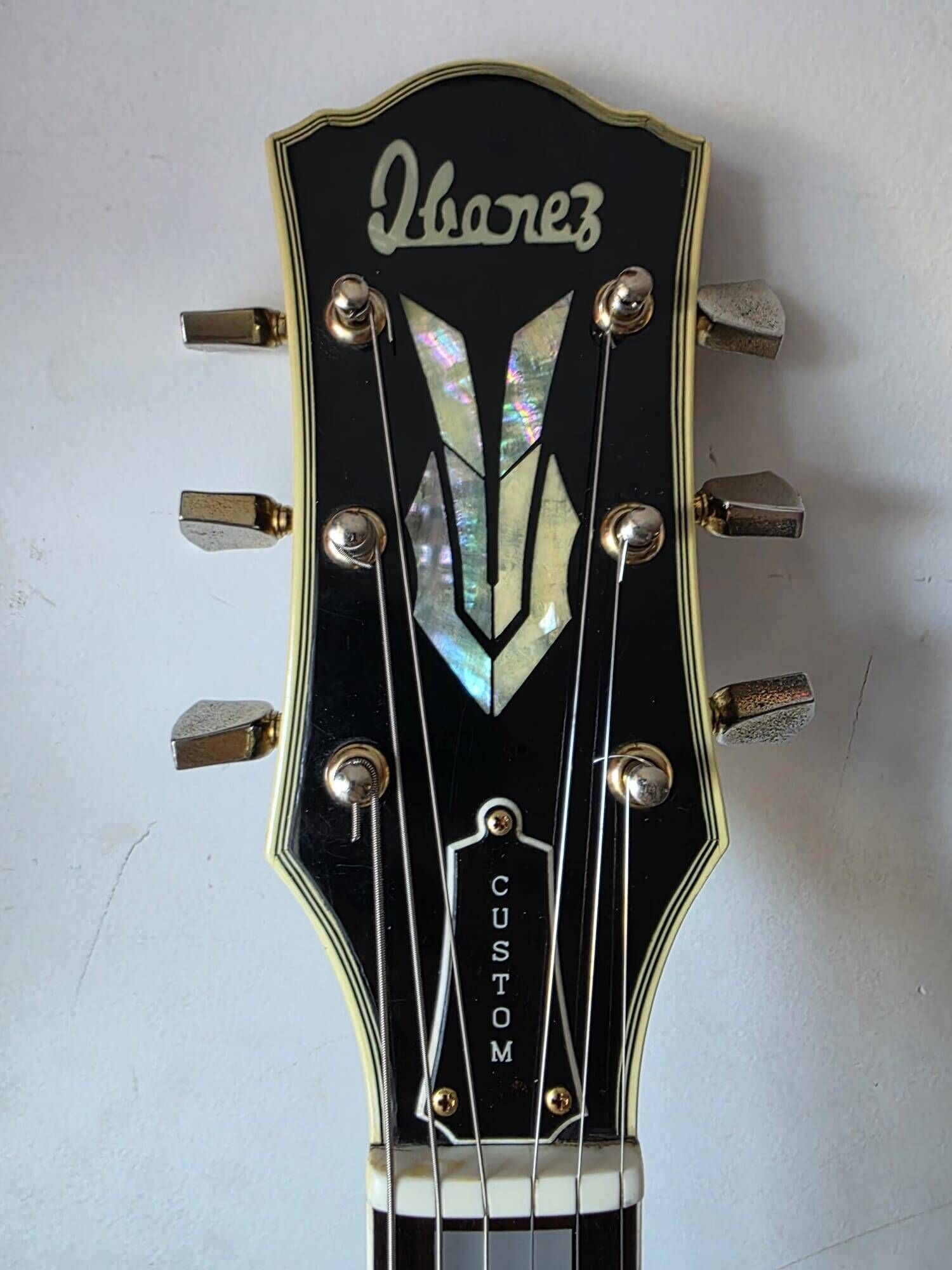 electrique-ibanez-les-5401400@2x