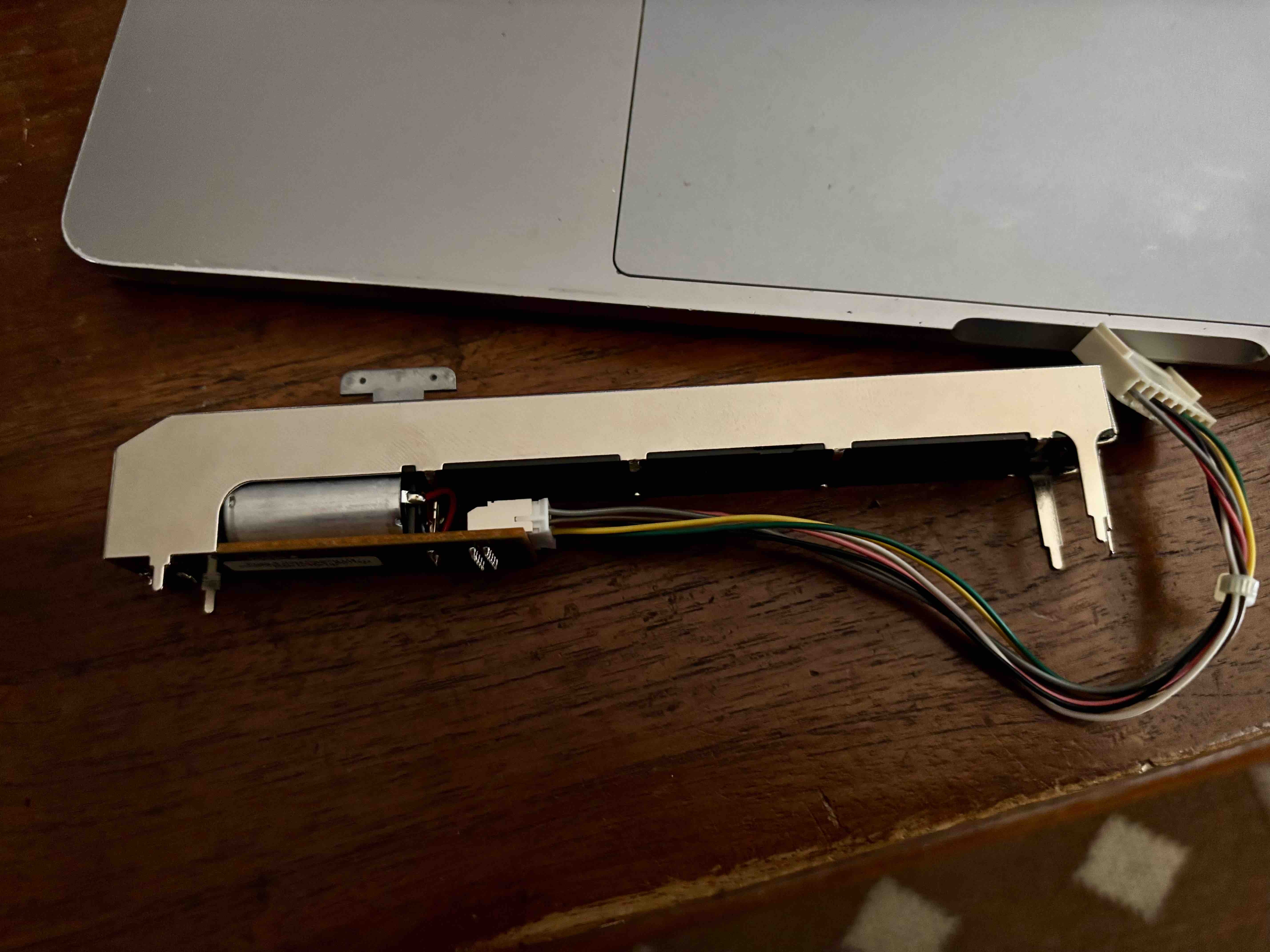 Fader motorisé Penny & Giles pour MACKIE MCU, MCU XT, Logic control etc...