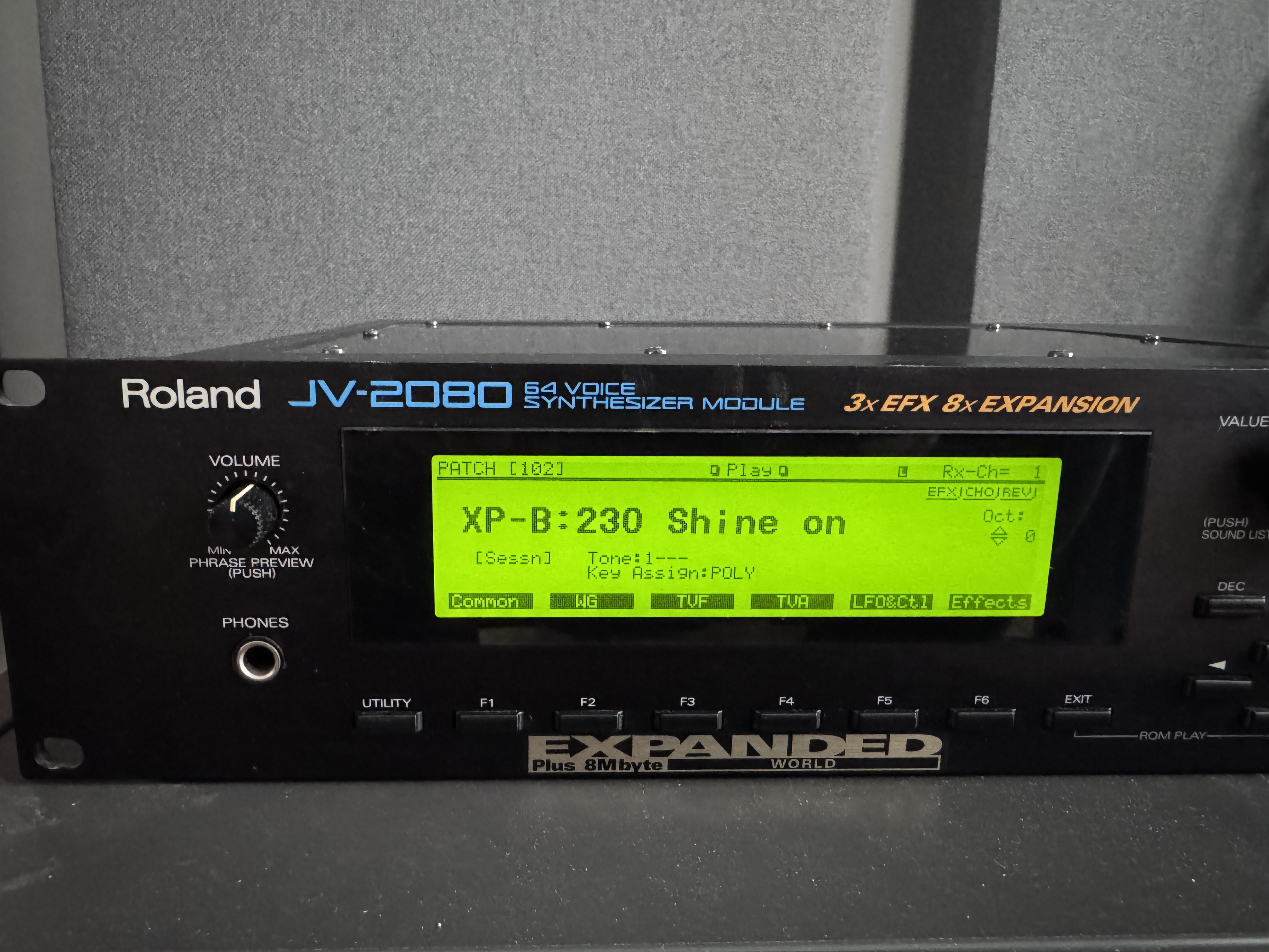 Roland JV-2080