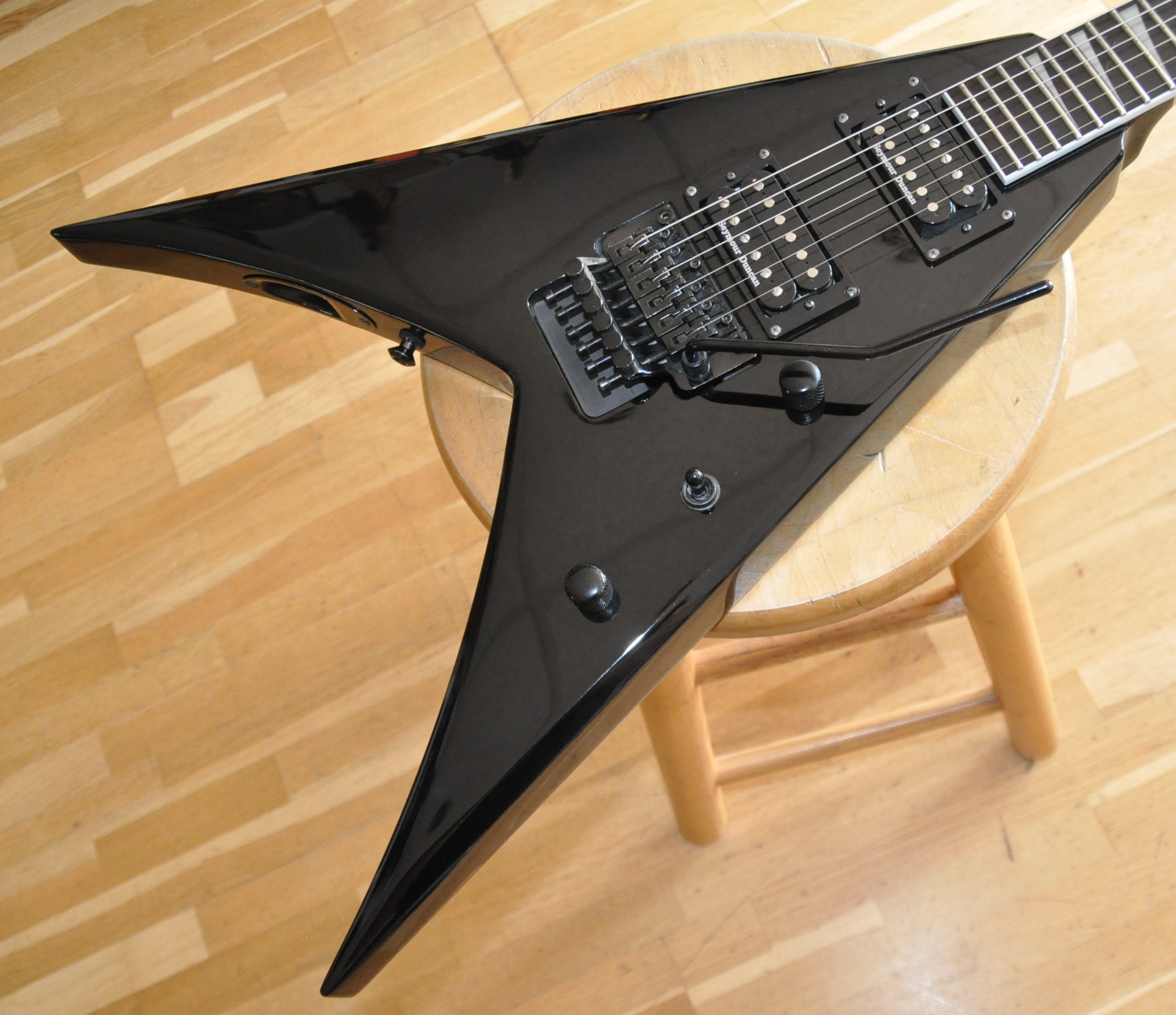 Jackson Pro Series King V Gloss Black (2018)
