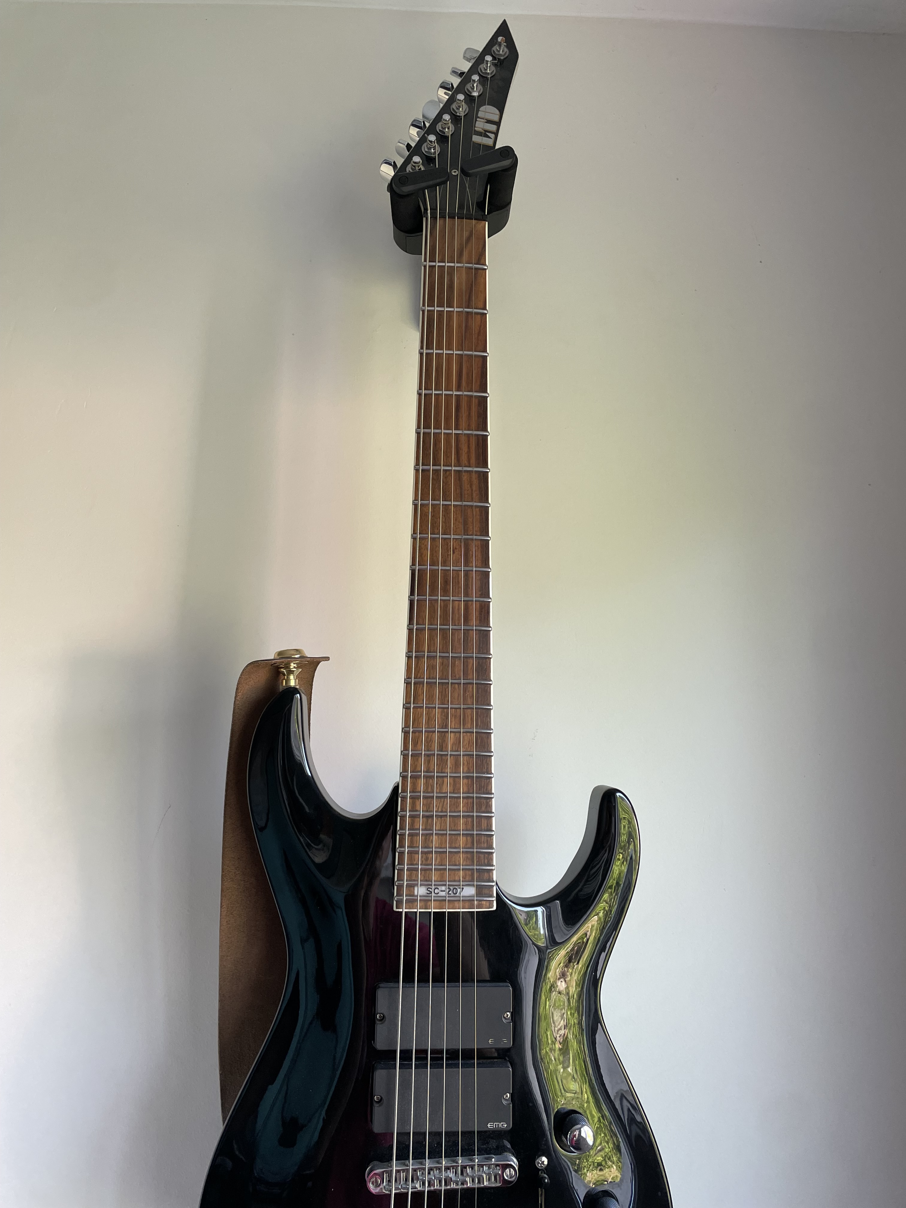 Vends LTD 7 cordes modèle SC-207 avec micro EMG actifs