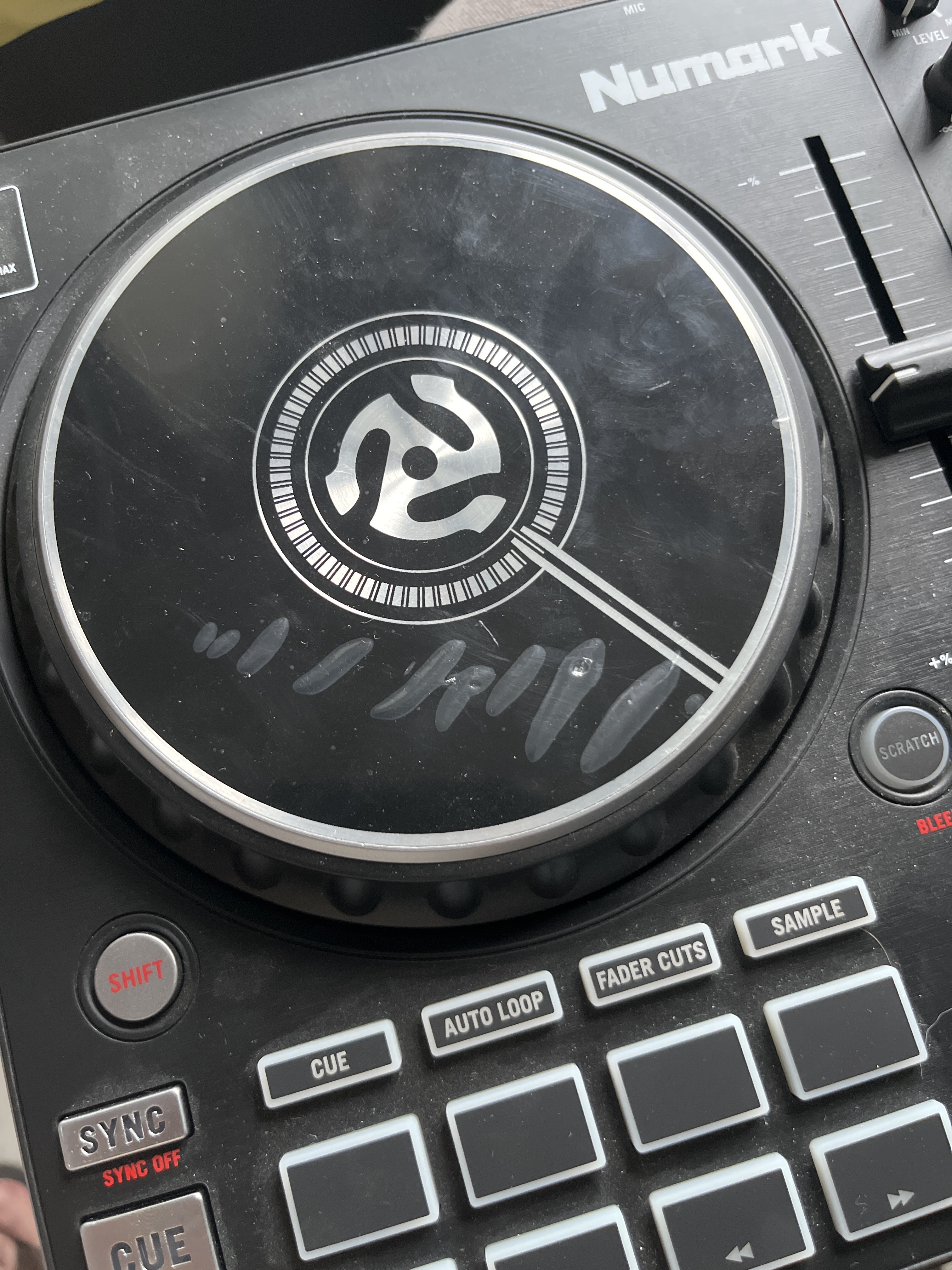 Numark Mixtrack Pro FX (18362)