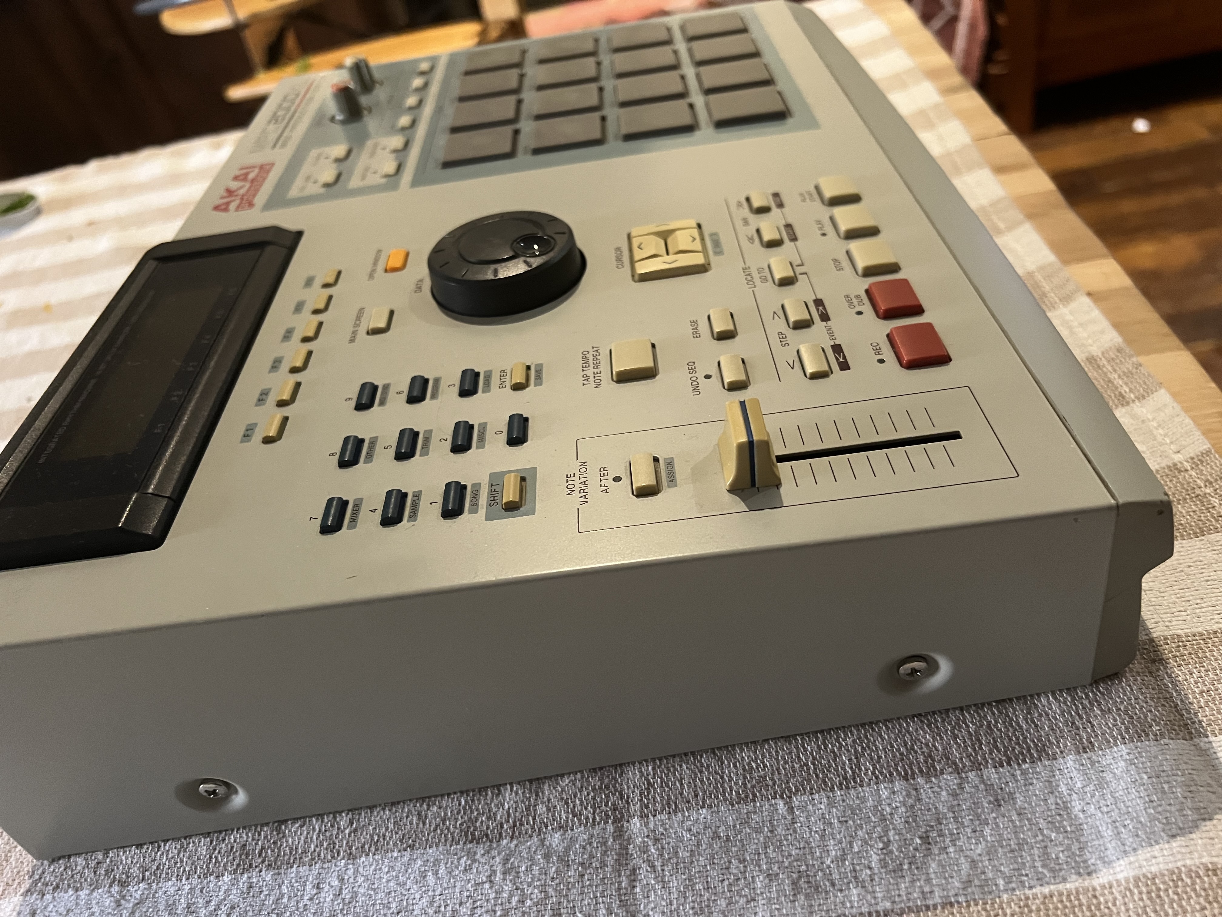 Akai Professional MPC2000XL (65584)