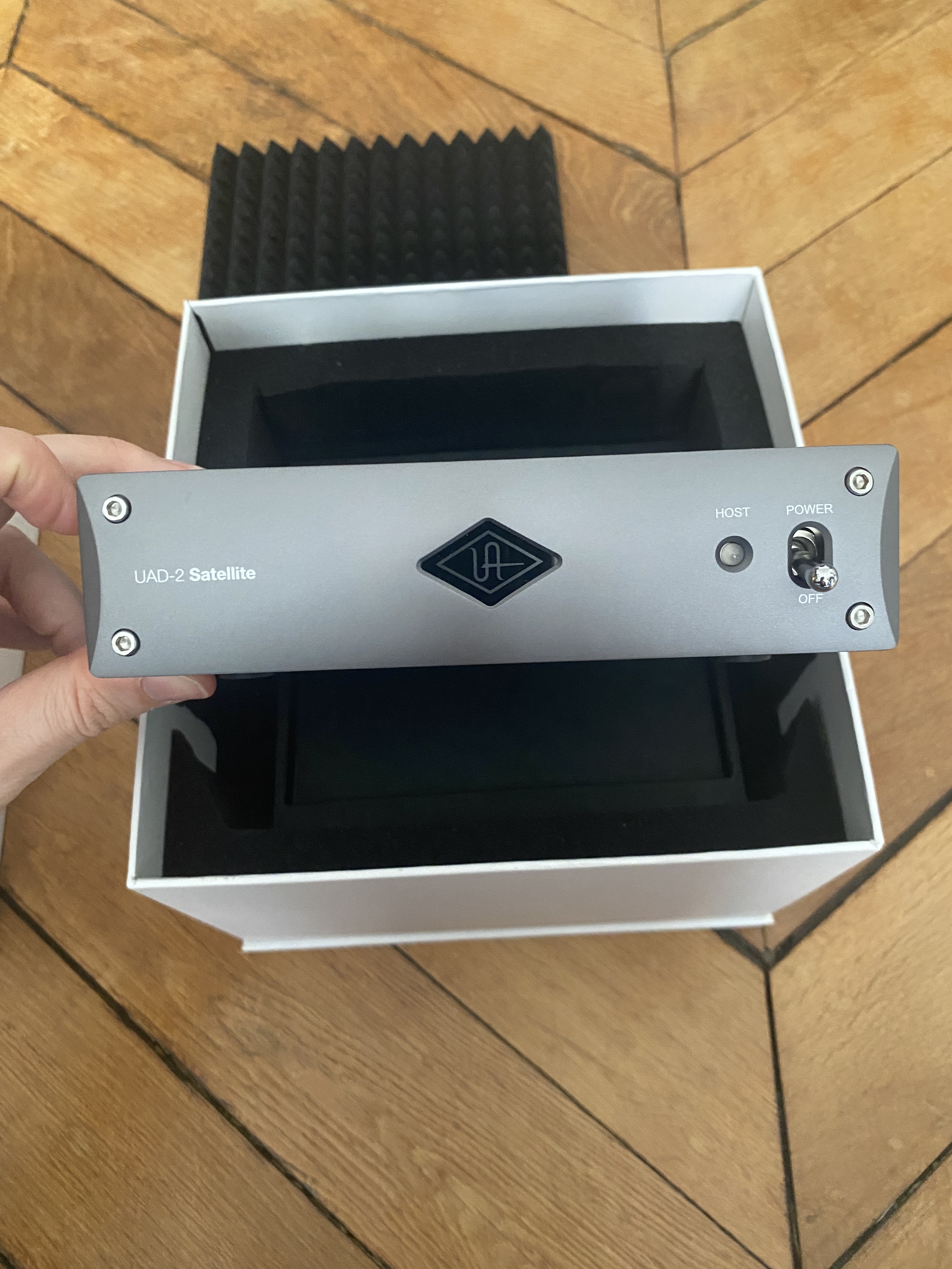 Universal Audio UAD-2 Satellite Thunderbolt 3 OCTO Core - Excellent état - Paris 12