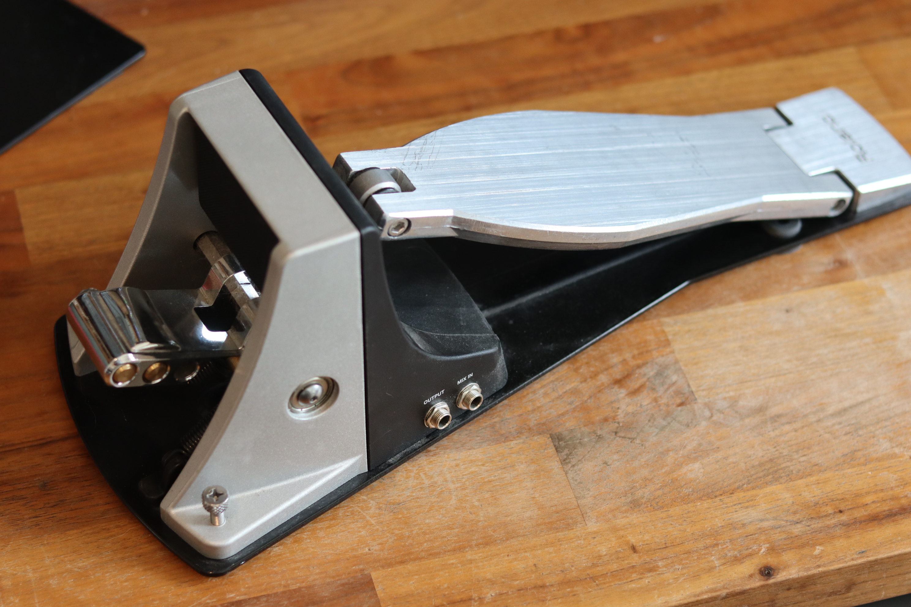 Roland KT-10