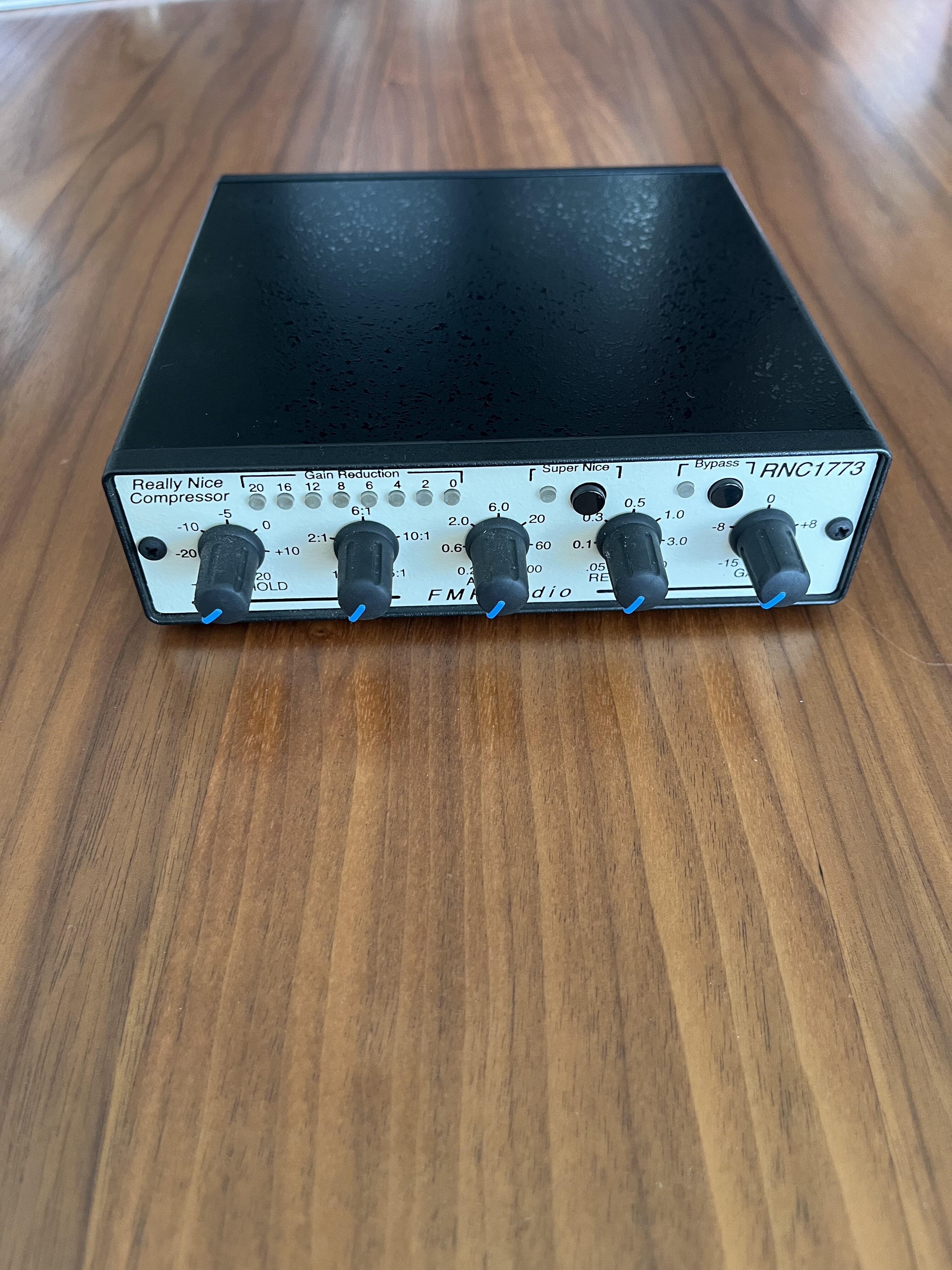 A VENDRE - FMR - Really Nice Compressor 1773